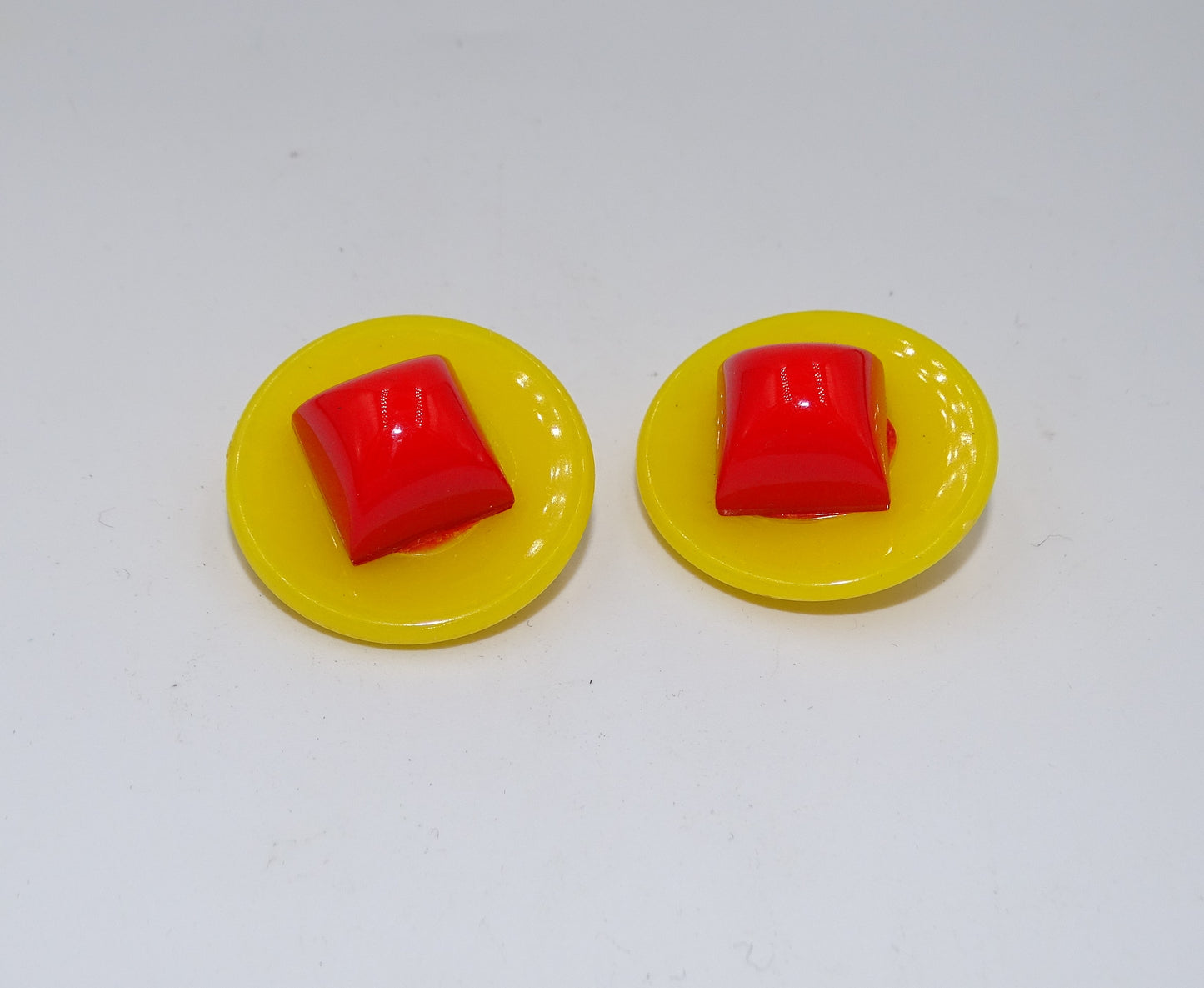 Ohrclips Ohrringe Rund Acryl Kunststoff in Gelb und Rot