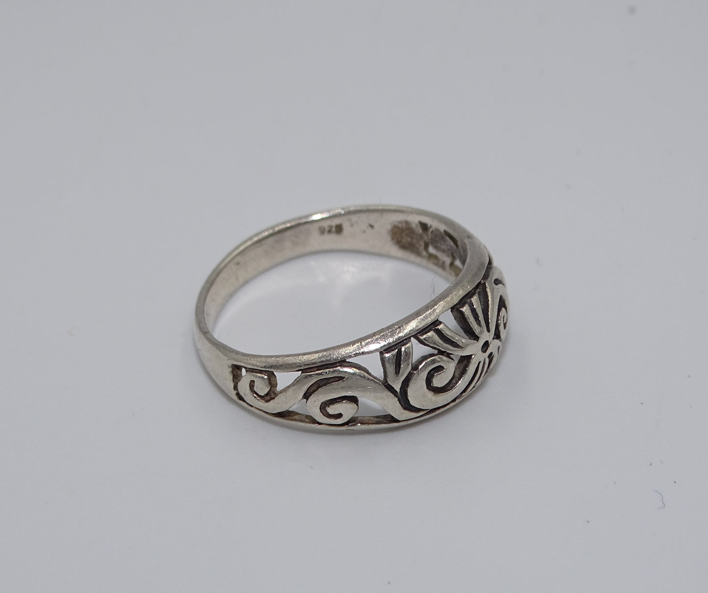 Nepalischer Ring aus Sterlingsilber (925) - Größe 56