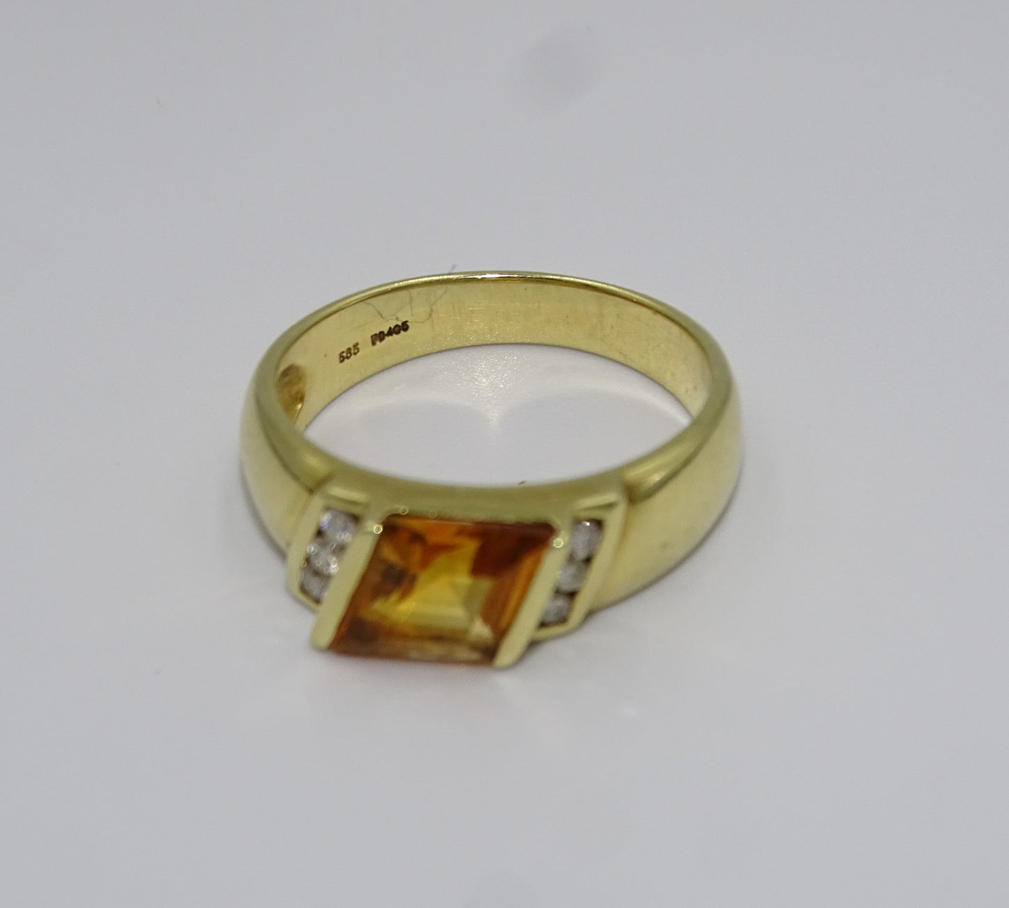 Eleganter Ring mit Citrin und Brillanten in 585er Gold – Größe 55