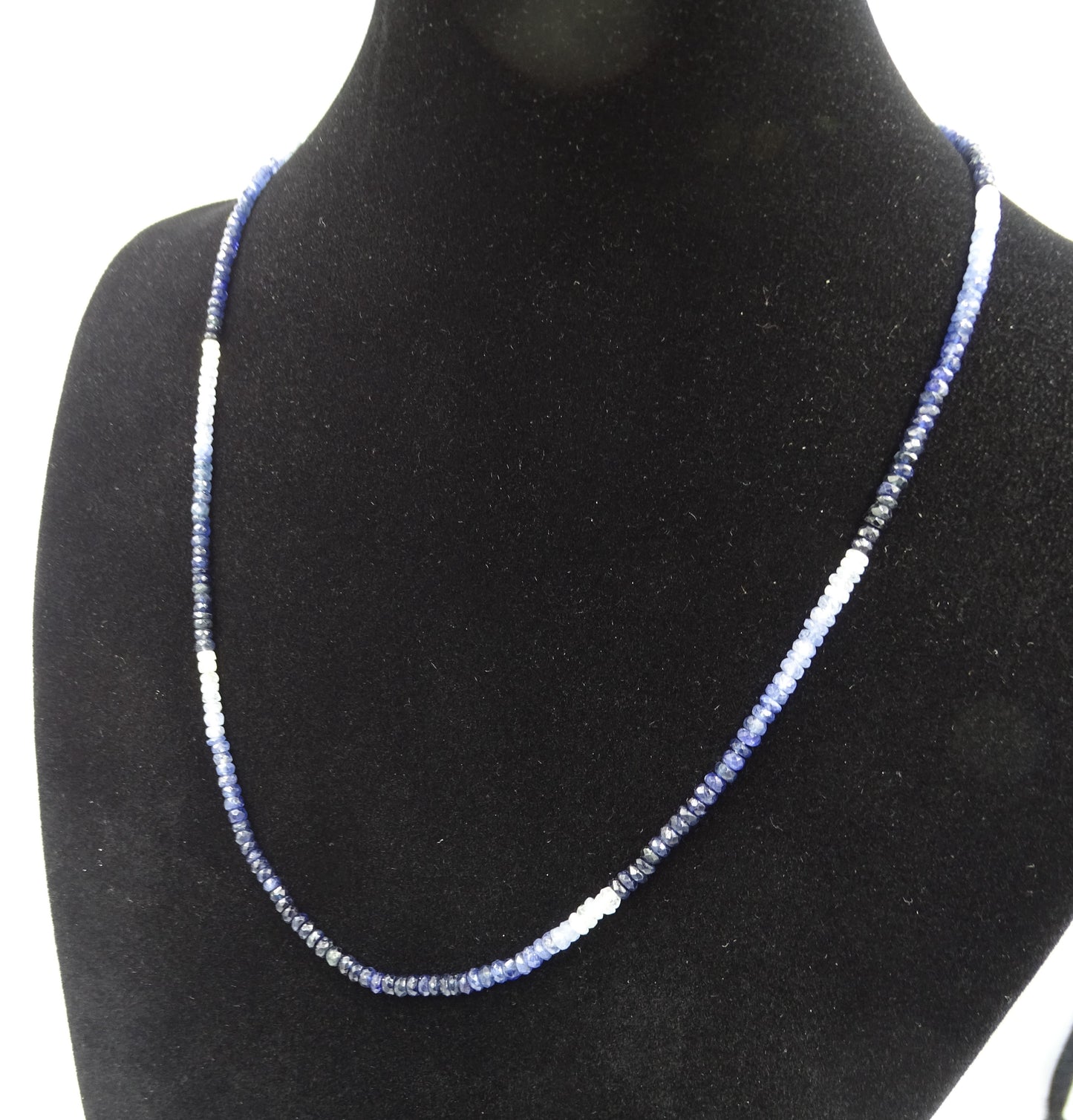 Elegante Saphir blau Kette facettiert 925 Silber– 50 cm