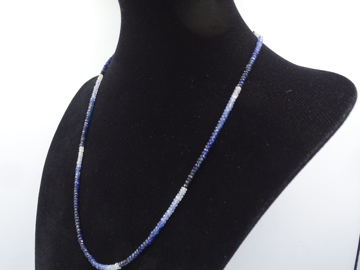 Elegante Saphir blau Kette facettiert 925 Silber– 50 cm