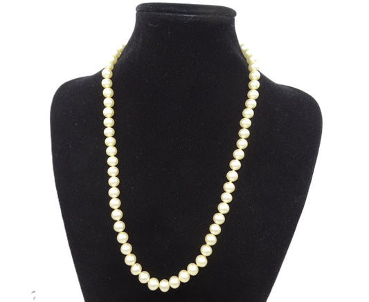 Vintage Perlenkette - Elegantes Collier im Klassischen Stil