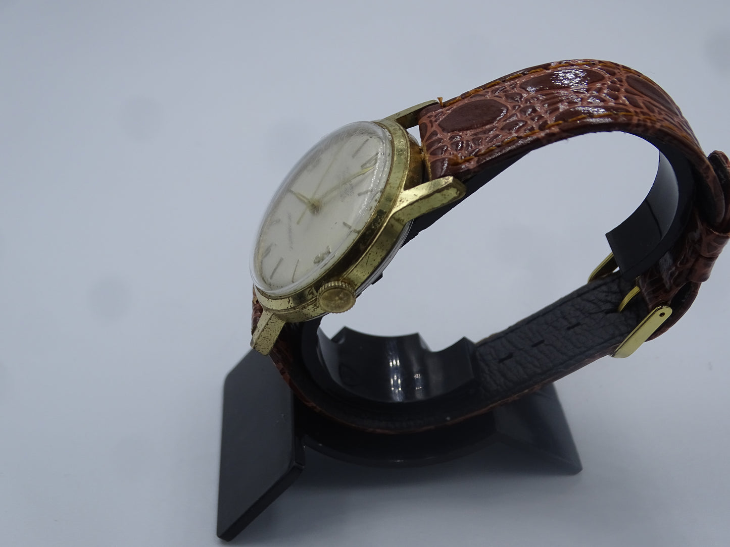 Vintage Automatic Parechoc Uhr – Stilvoll und Robust