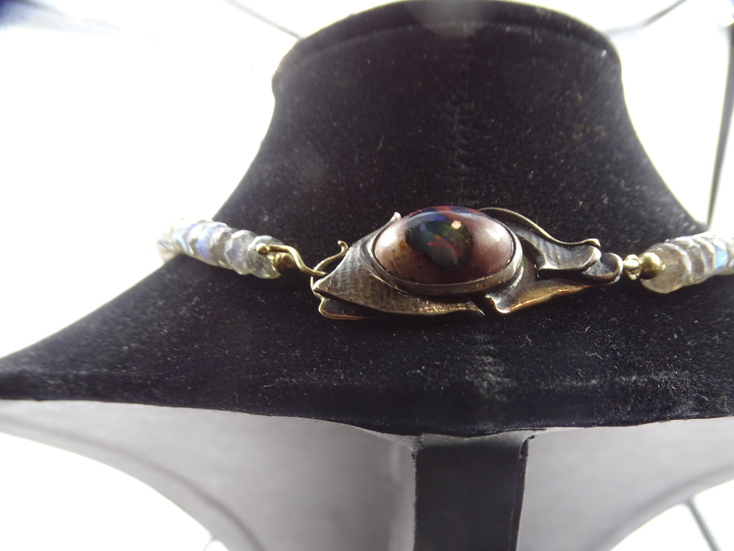 Labradorit-Kette mit Feueropal-Steinen, Silber- und Goldverschluss