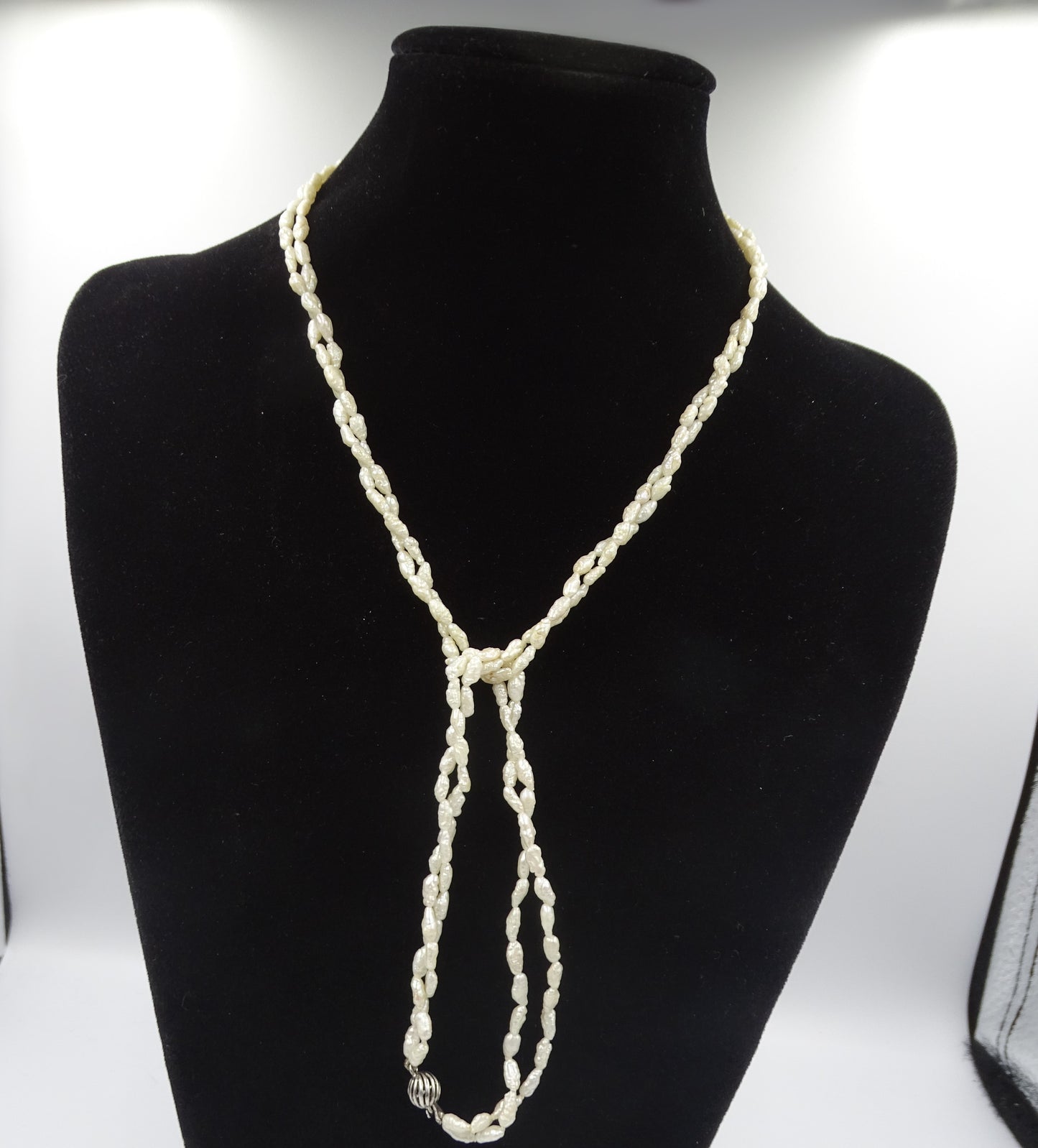 Perlenkette mit Armband – Eleganz in Perfektion