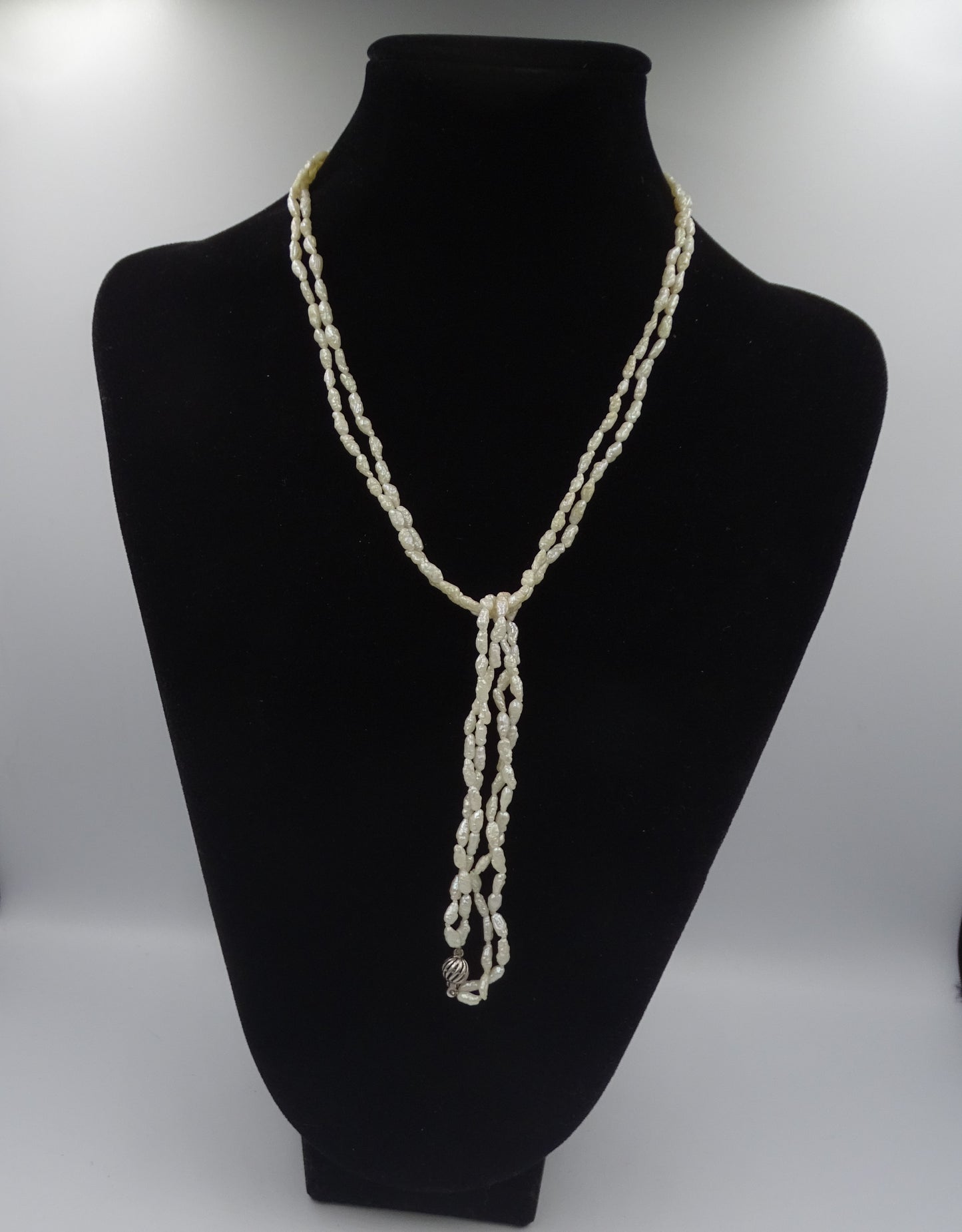 Perlenkette mit Armband – Eleganz in Perfektion