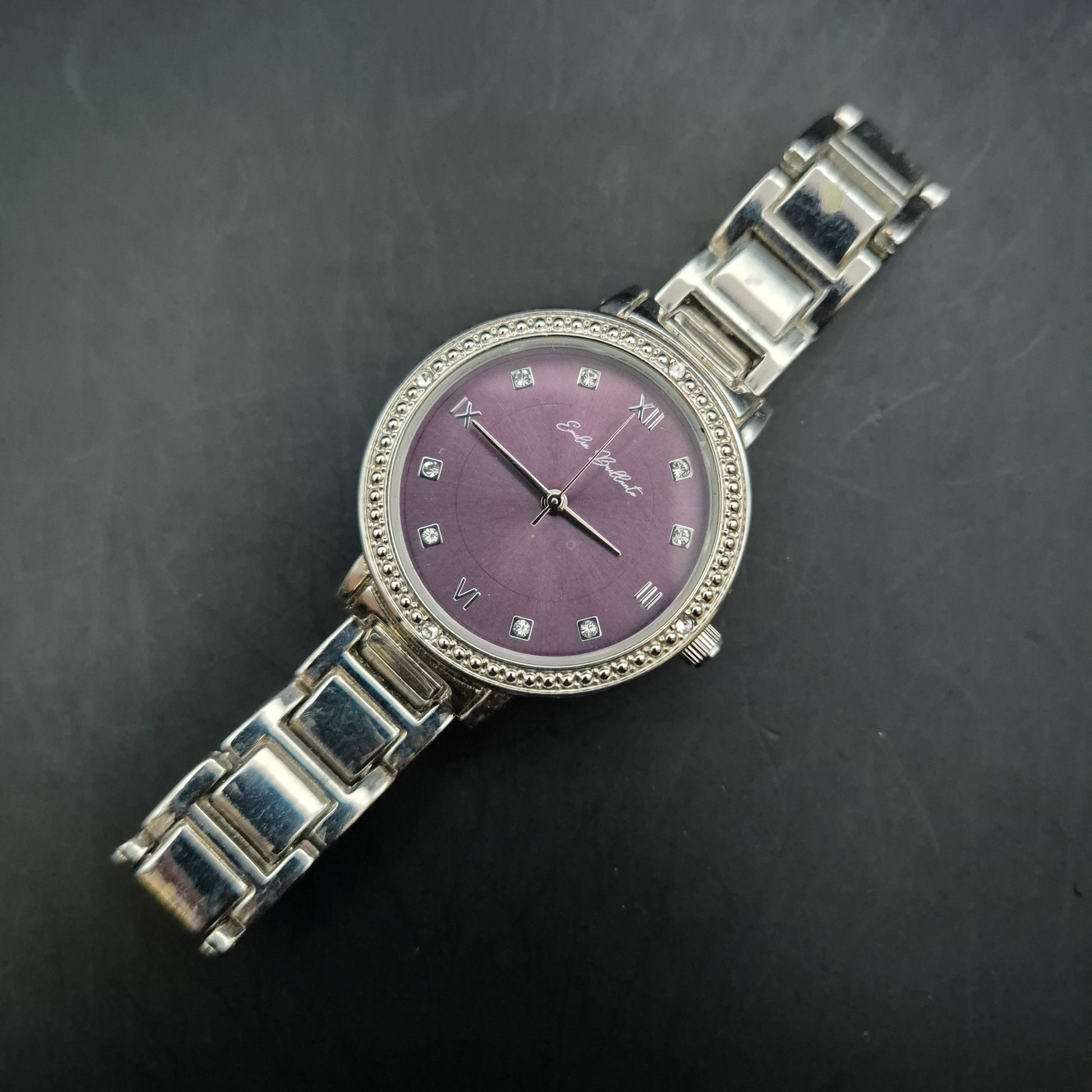 Emilia Brillante Damen-Armbanduhr | Lila Zifferblatt | Strass-Lünette & Metallarmband - Bild 6