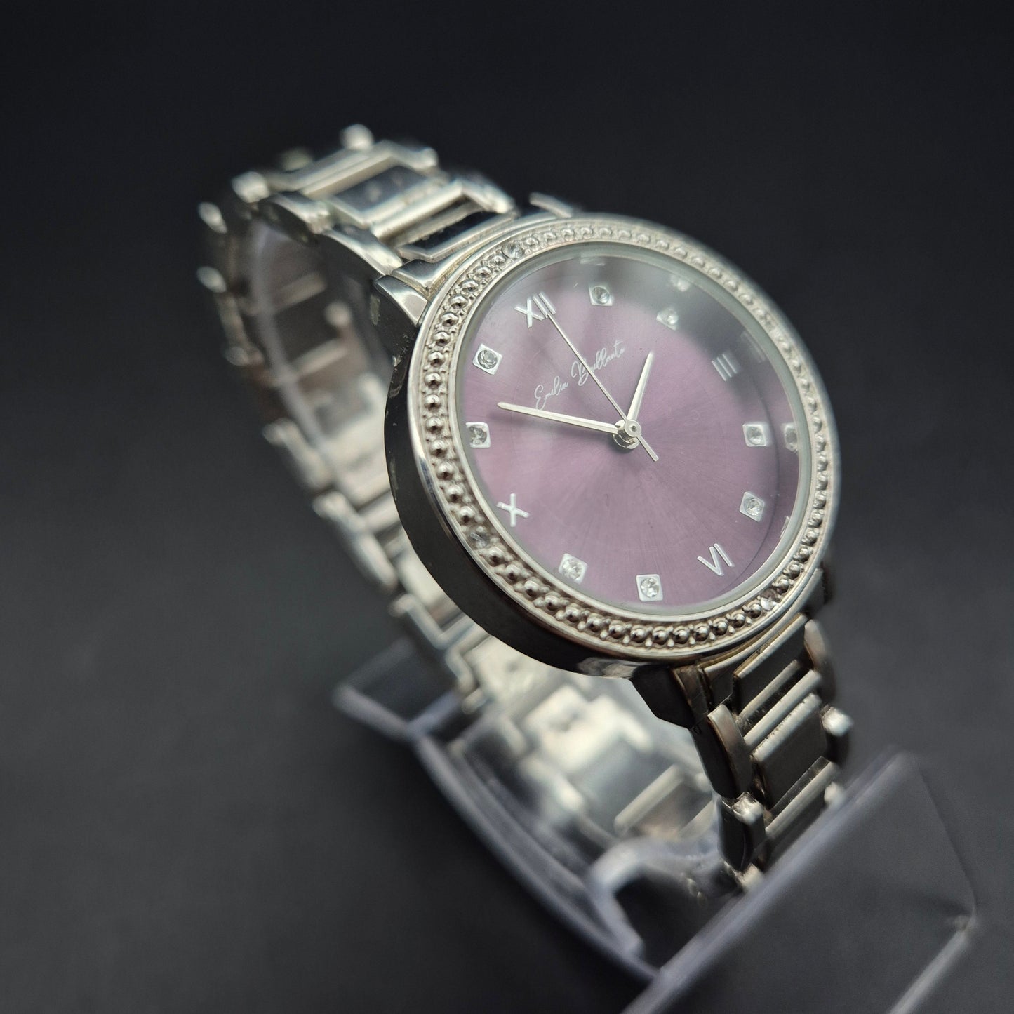 Emilia Brillante Damen-Armbanduhr | Lila Zifferblatt | Strass-Lünette & Metallarmband - Bild 8