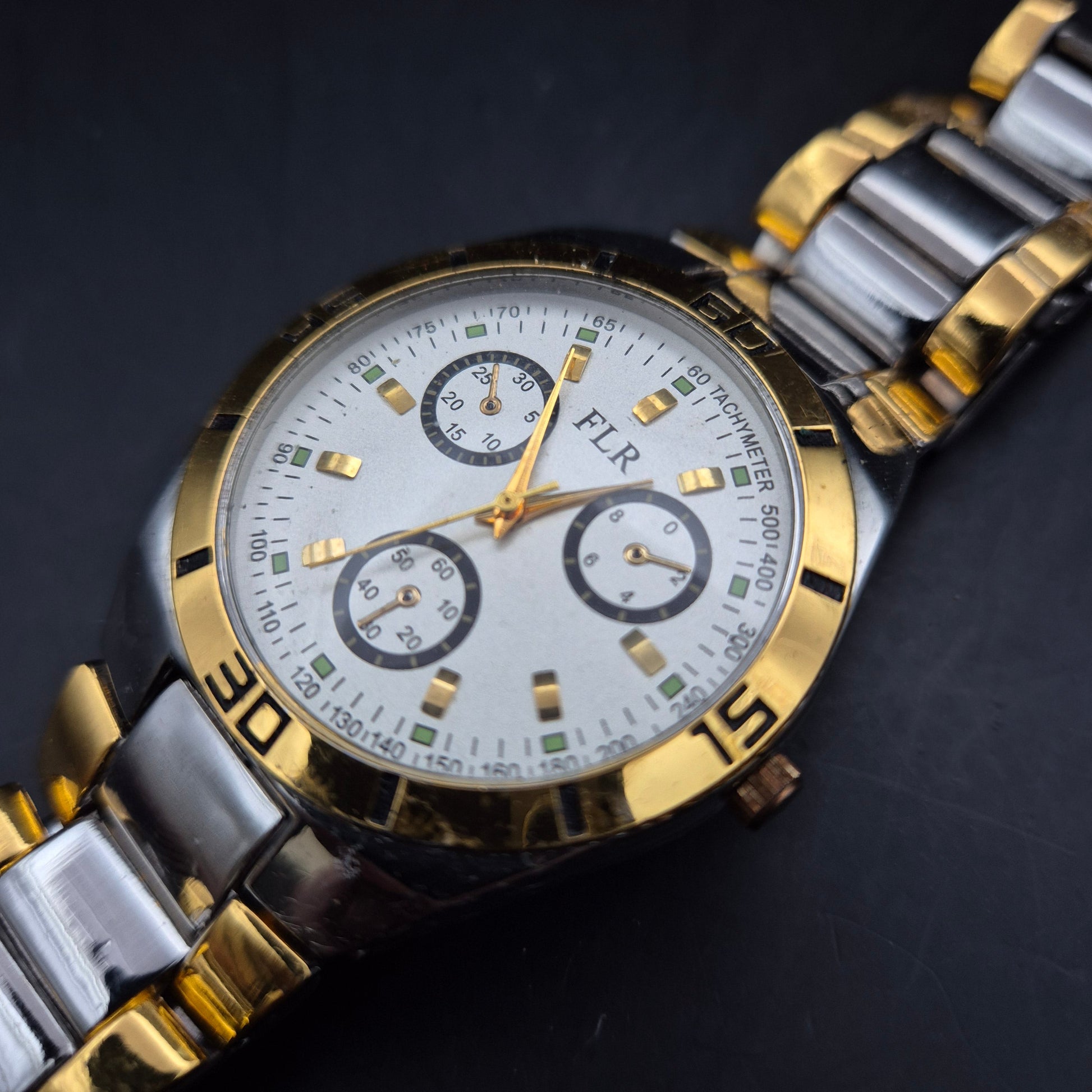 FLR Herrenuhr Chrono-Look | Quarz, Gold/Silber | DEFEKT: Faux-Chronograph - Bild 2