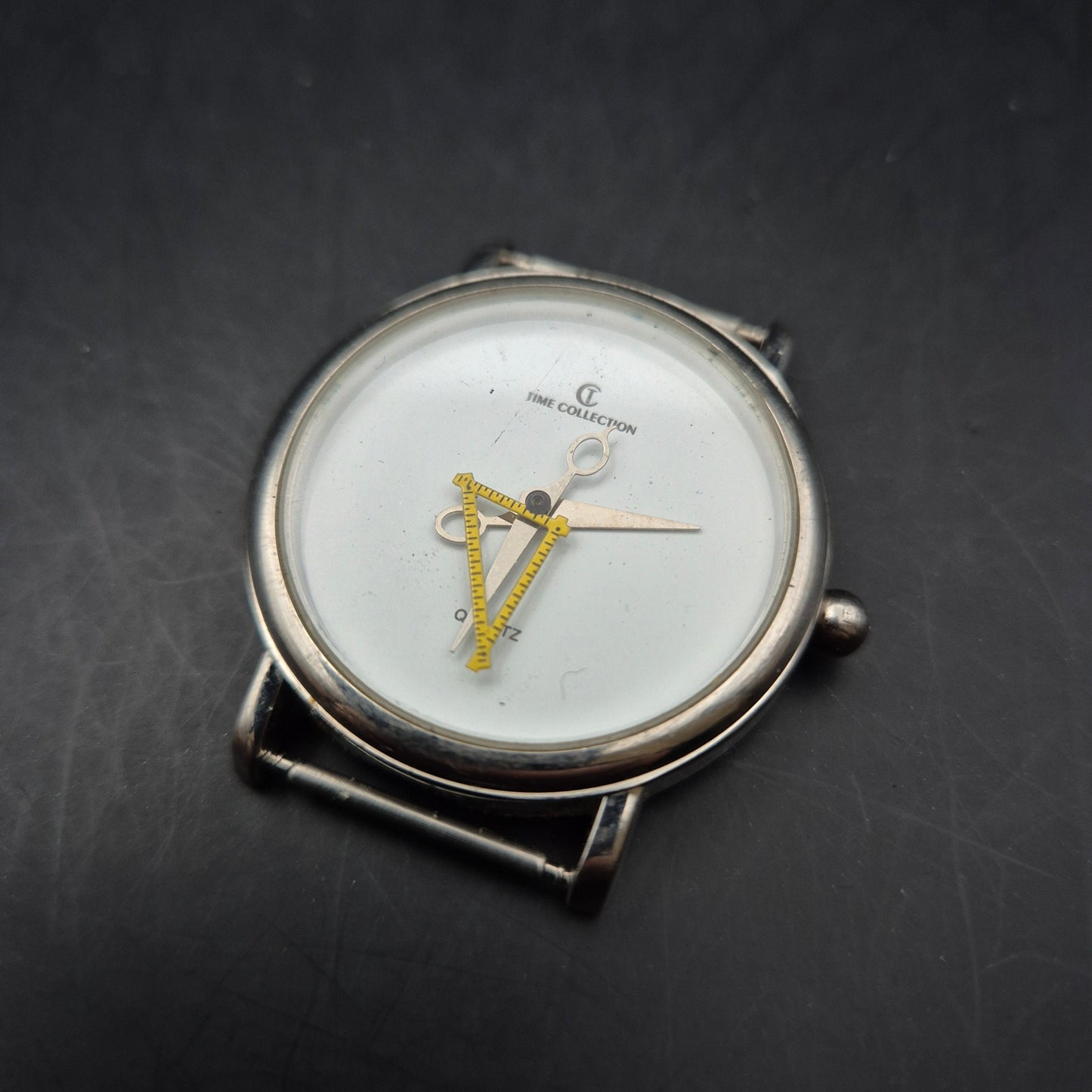 TIME COLLECTION Quarzuhr mit Schere & Maßband Zeigern – Novelty Uhr - Bild 2