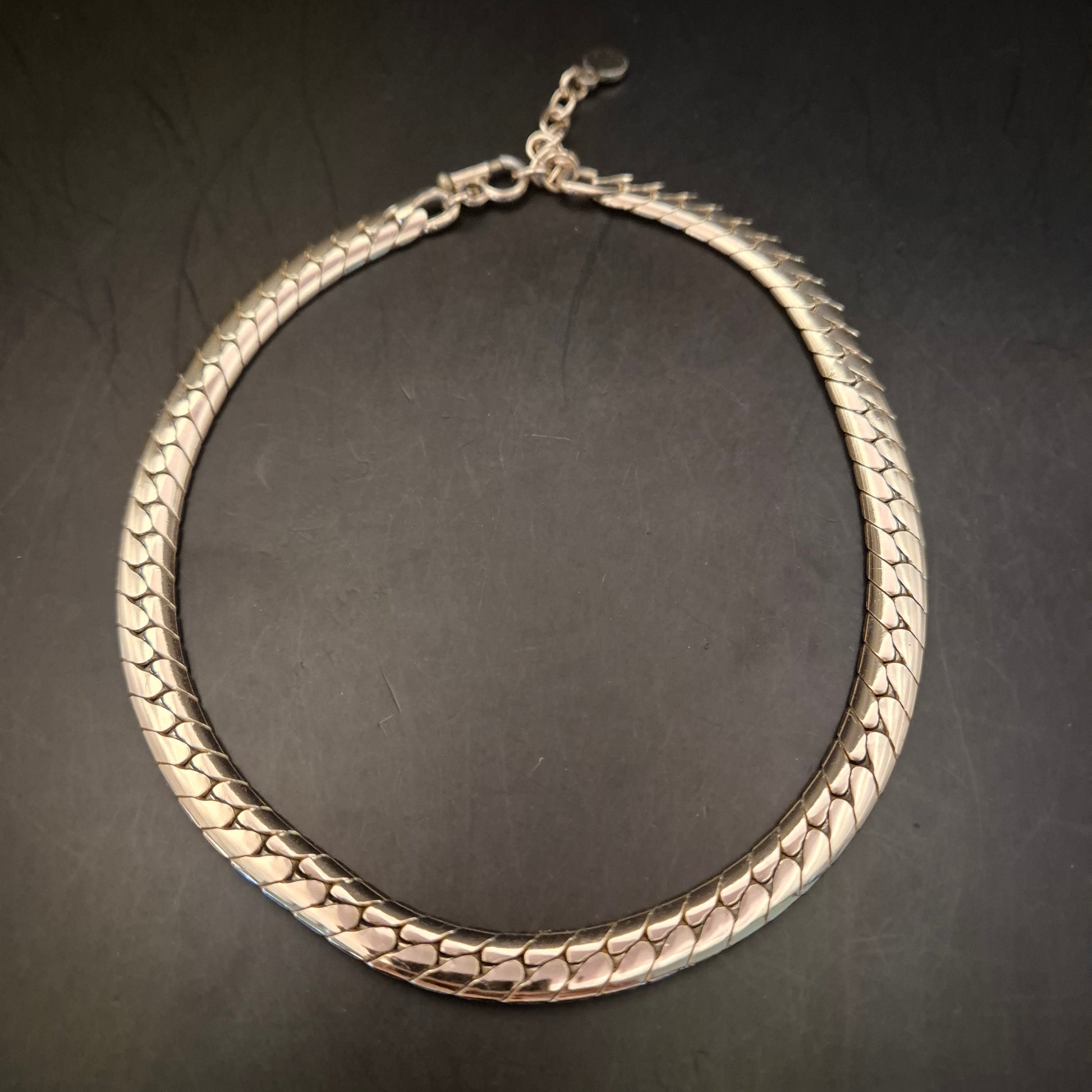 Elegante Vintage Schlangenkette Goldfarbenes Metall - Bild 4