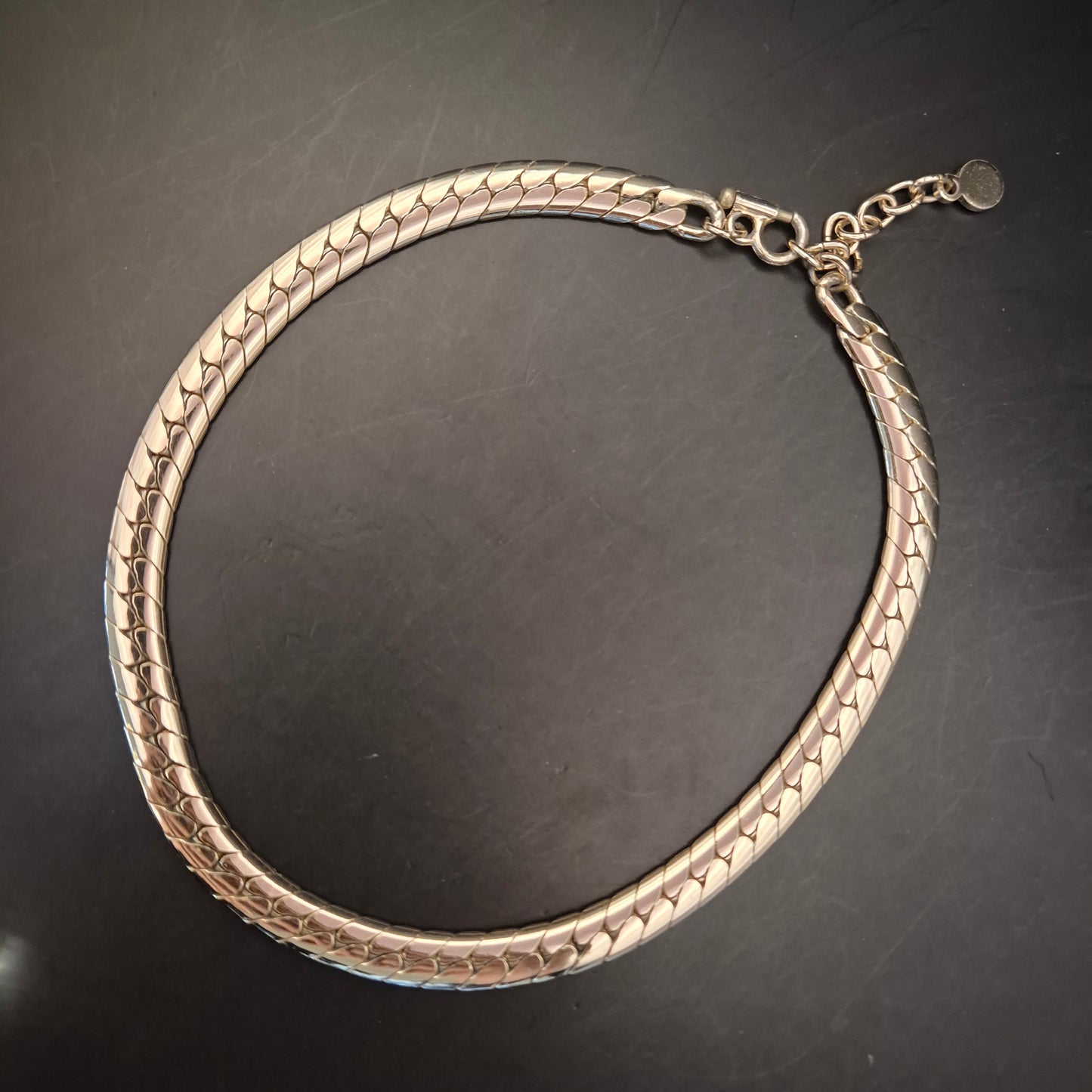 Elegante Vintage Schlangenkette Goldfarbenes Metall - Bild 5