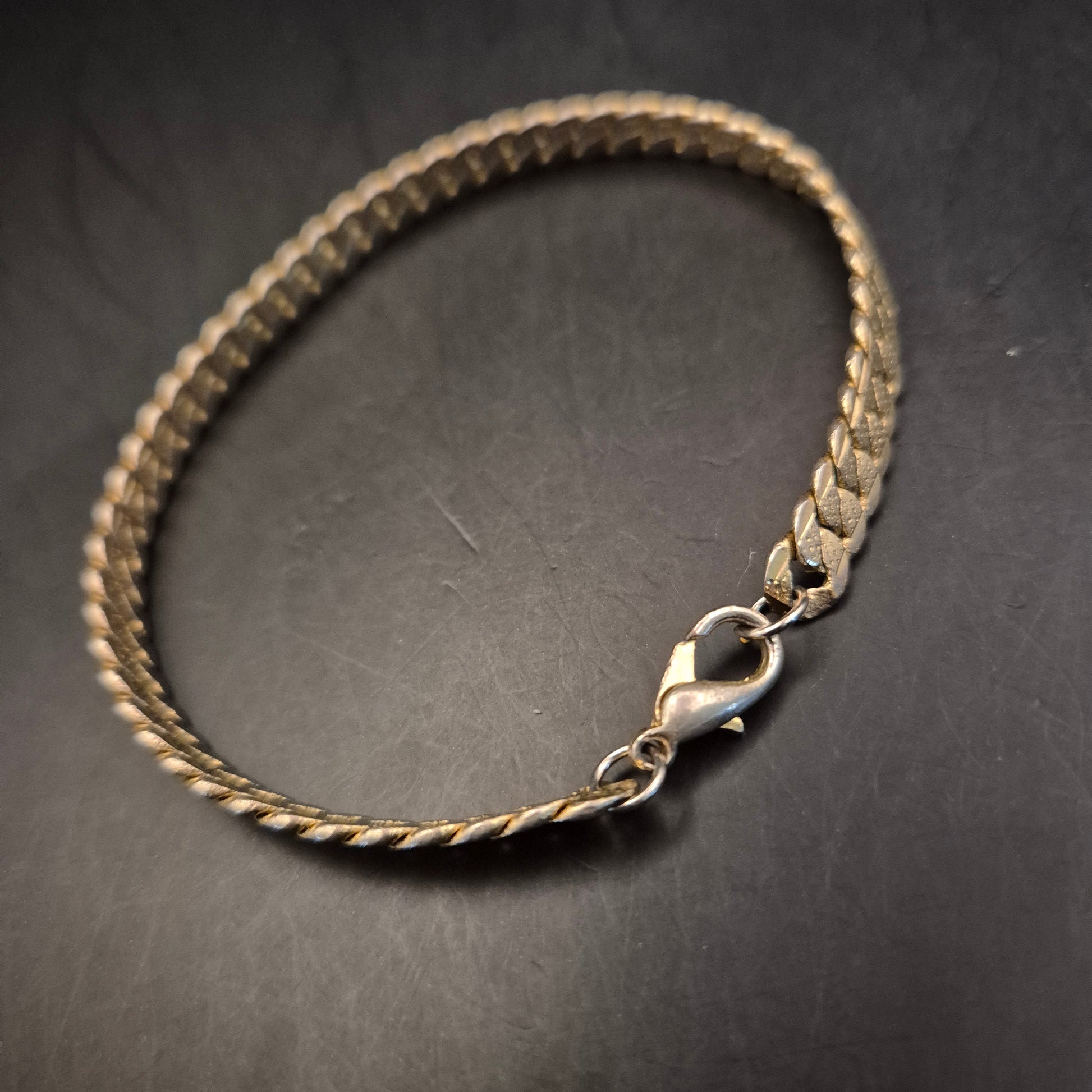 Elegantes Bicolor Armband mit Kordel- & Panzerketten-Design - Bild 3