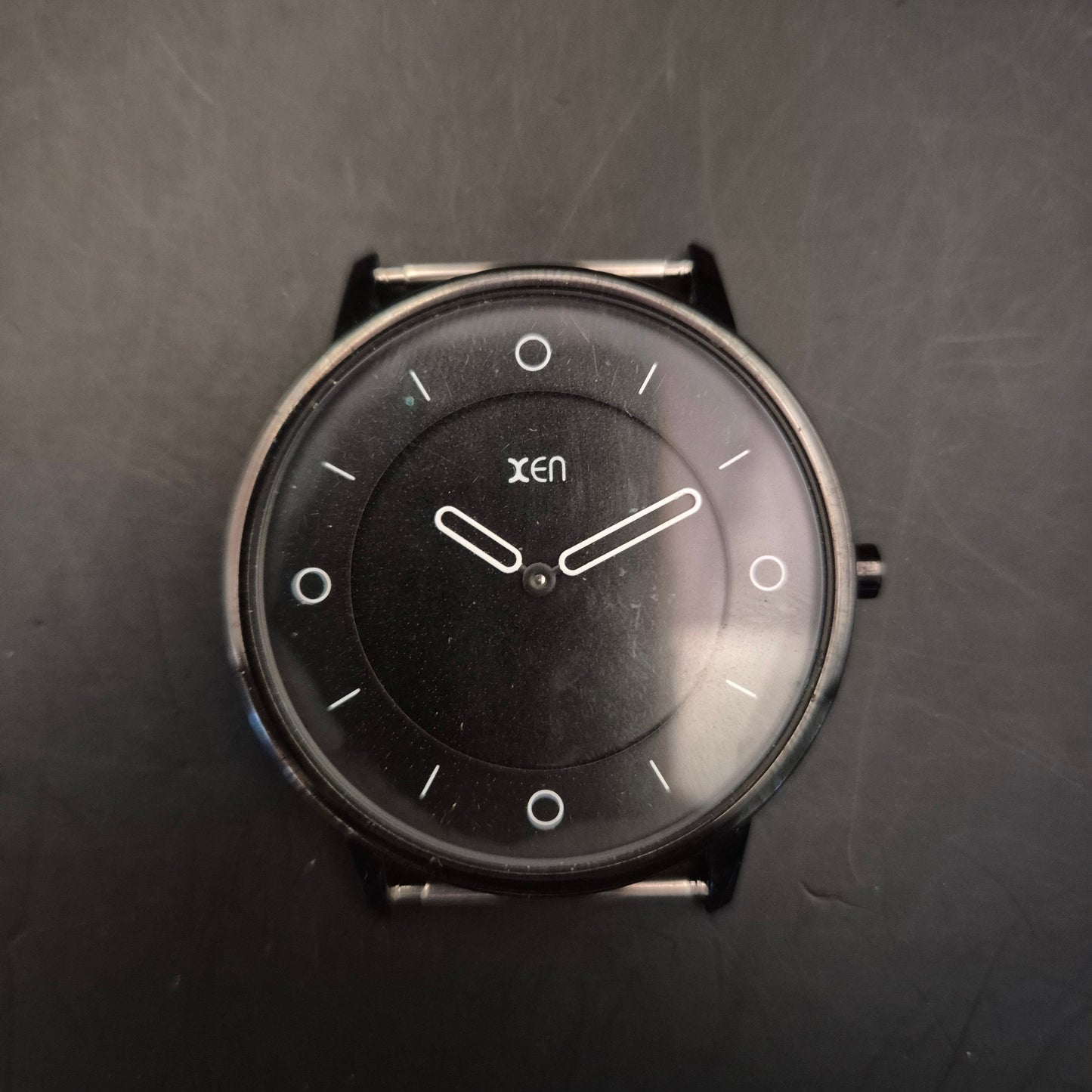 Minimalistische XEN Unisex Armbanduhr Schwarz Edelstahl