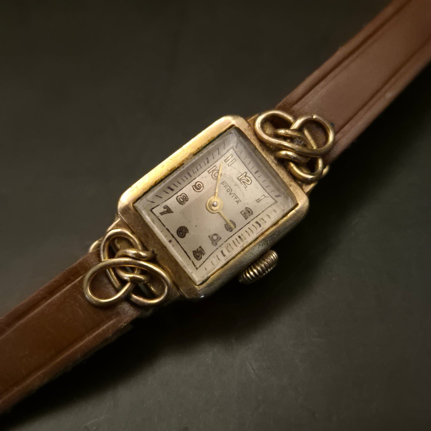 Elegante Vintage Damenuhr PROVITA mit Lederarmband, Goldfarben - Bild 2