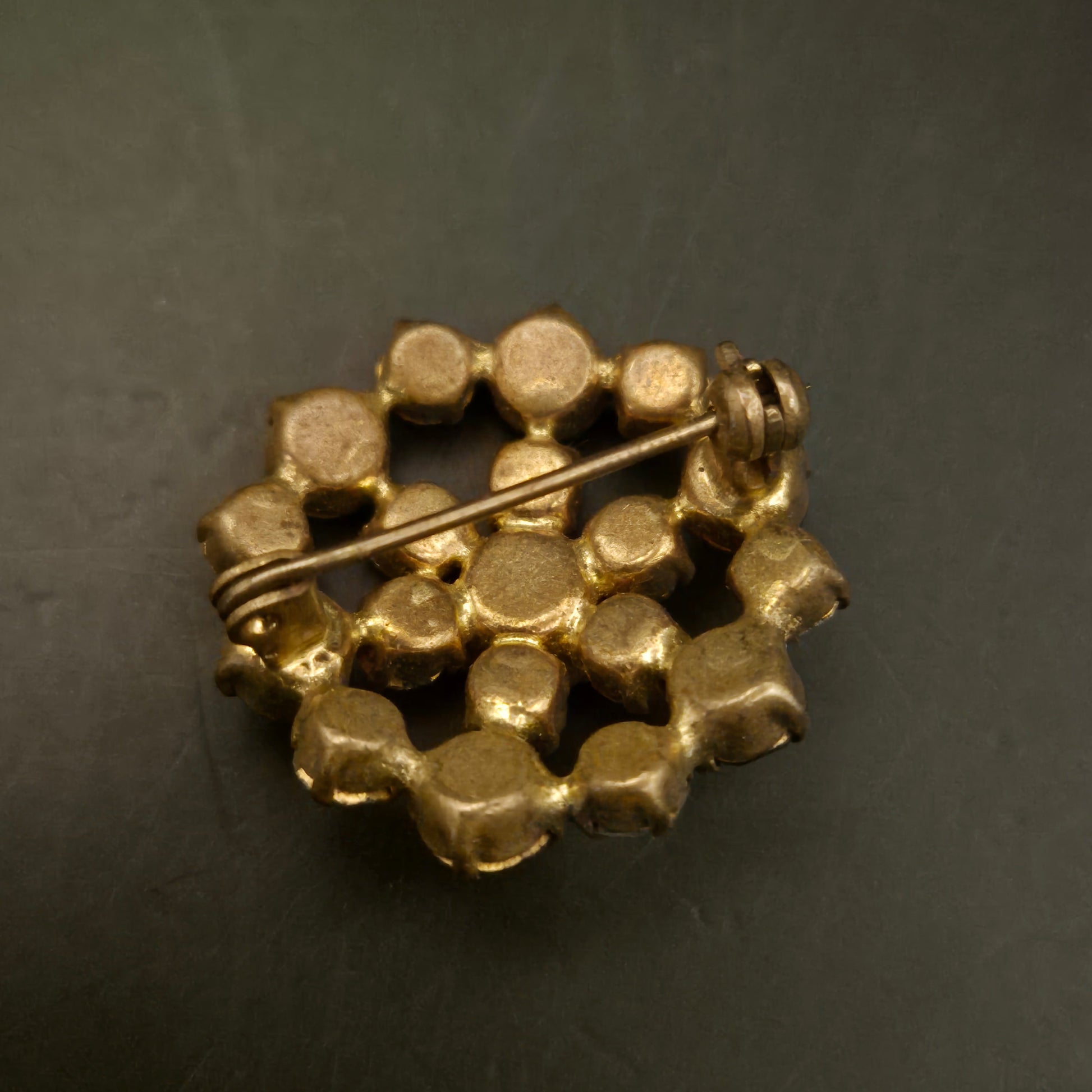 Elegante Vintage Strass-Brosche mit funkelnden Steinen, goldfarben - Bild 5