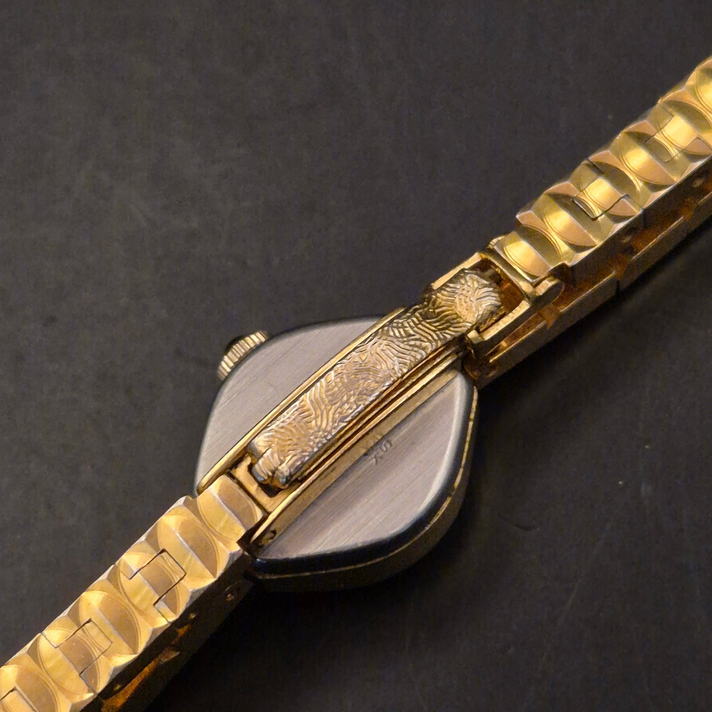 Elegante Vintage Blumus Damen Armbanduhr, Goldfarben, Swiss Made - Bild 10