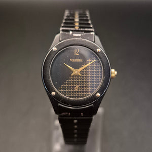 Vintage Maddox Armbanduhr – Schwarz-Gold mit Gittermuster