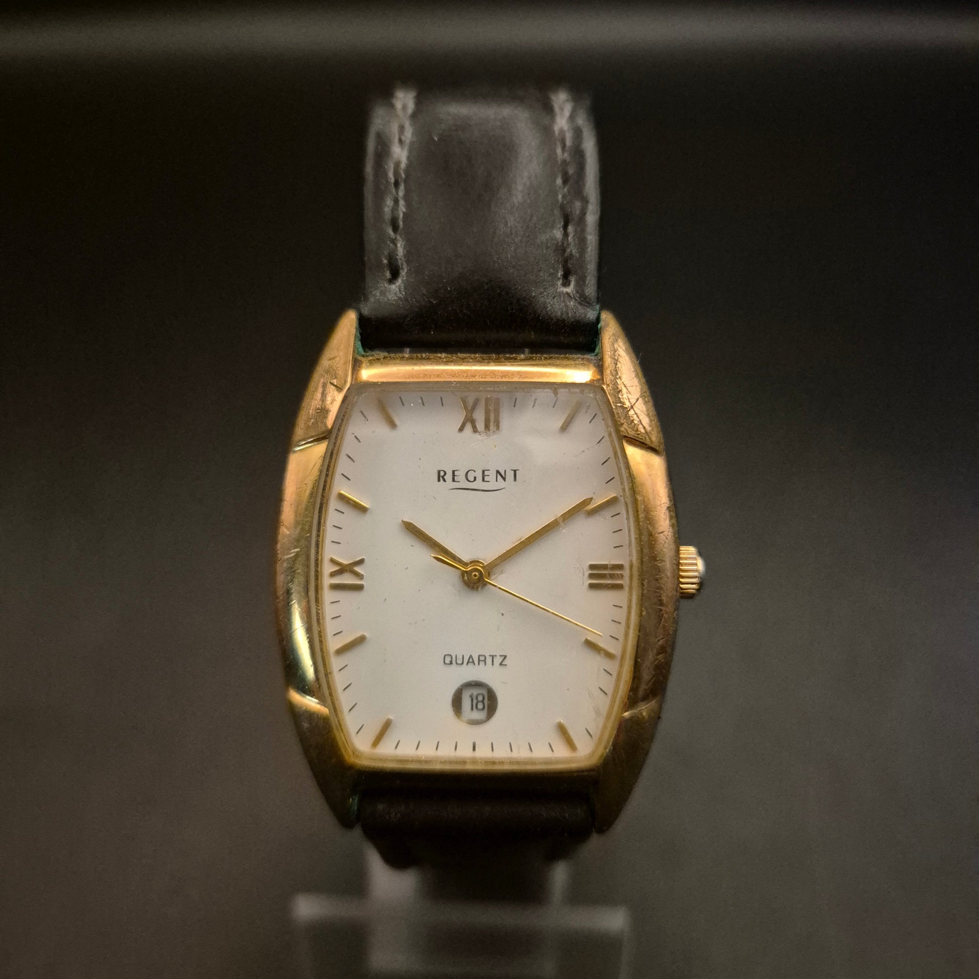 Vintage Regent Quartz Armbanduhr, Goldfarben, Datum, Lederband