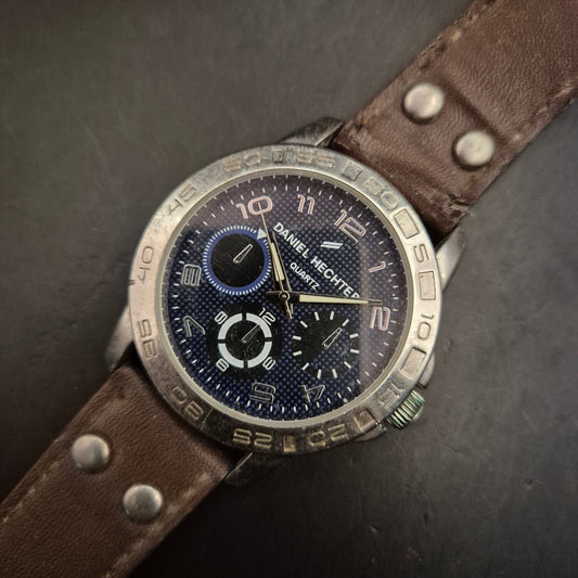 Daniel Hechter Herren Quarz-Uhr: Blaues Zifferblatt, dekorative Chrono-Anzeigen