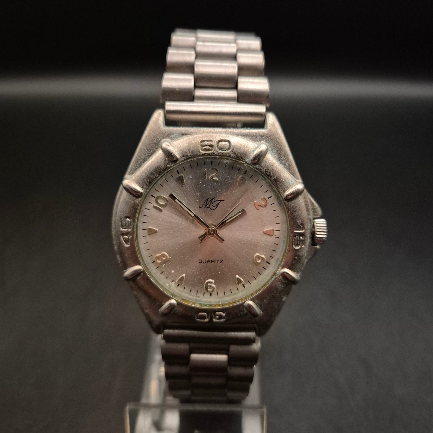 Vintage MT Quartz Armbanduhr Unisex – Silberfarbenes Edelstahlarmband - Bild 4