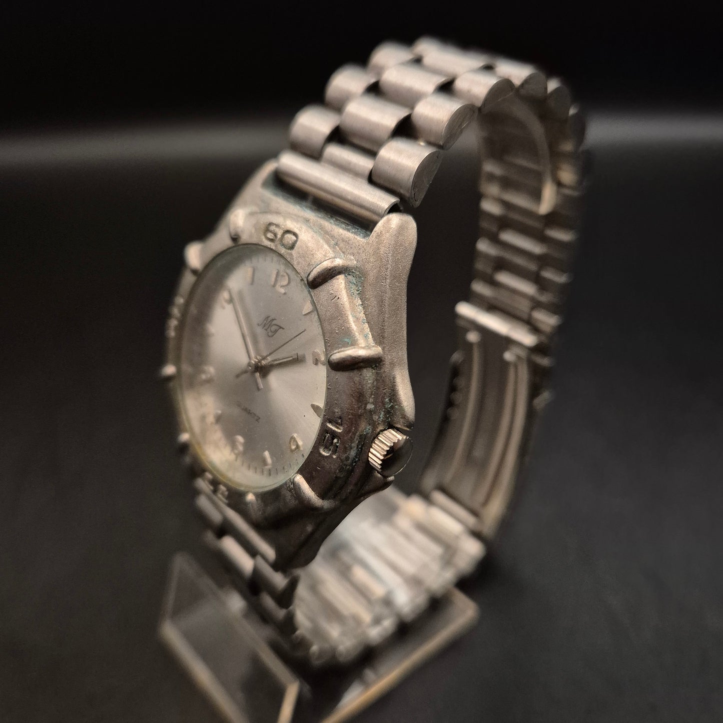 Vintage MT Quartz Armbanduhr Unisex – Silberfarbenes Edelstahlarmband - Bild 5