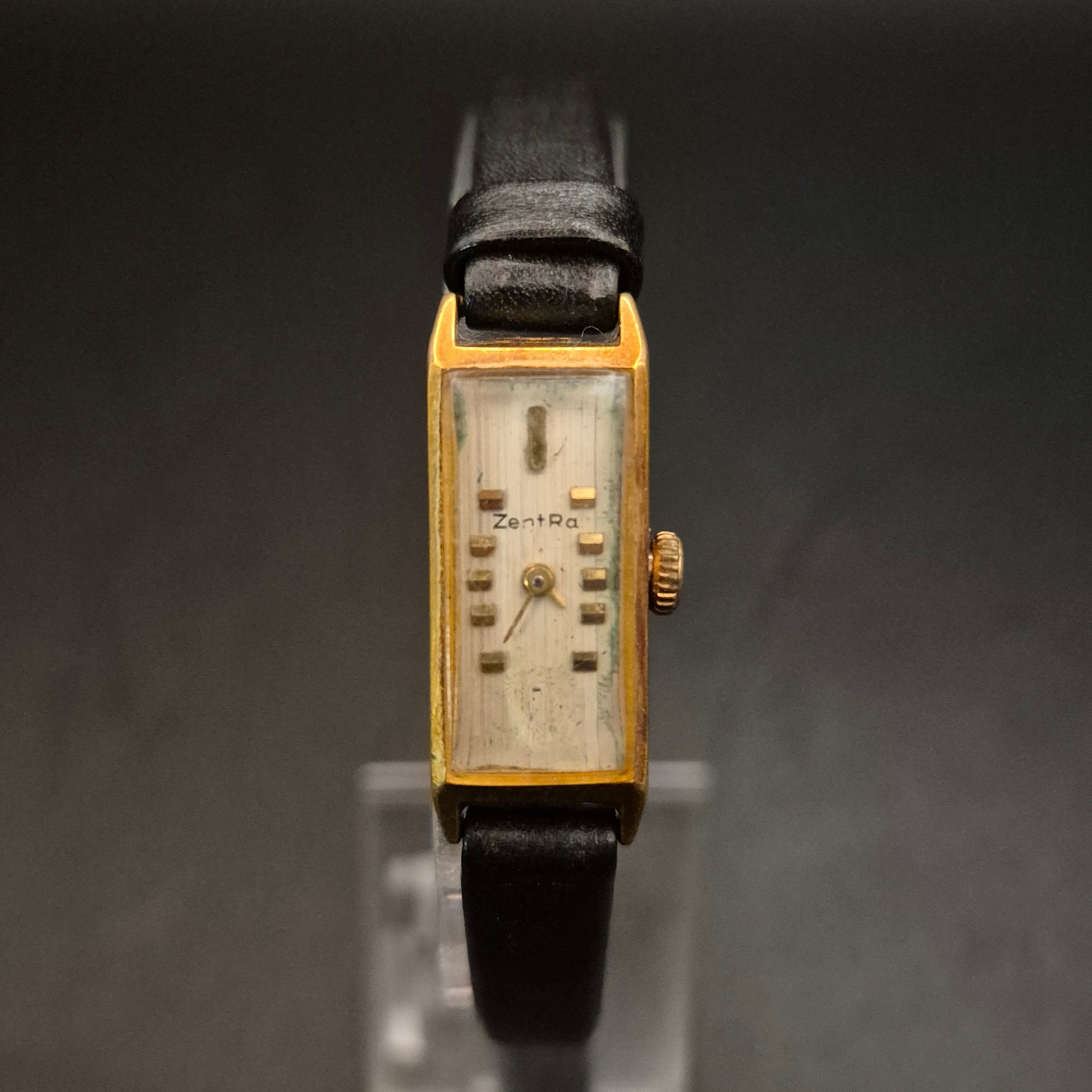Vintage ZentRa Damenuhr, goldfarben, rechteckig - DEFEKT