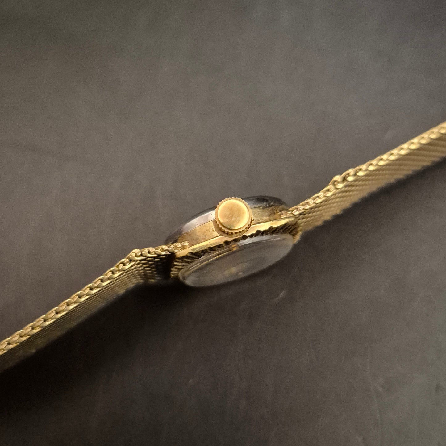 Vintage Damen Armbanduhr PARA, goldfarben, Meshband defekt - Bild 5