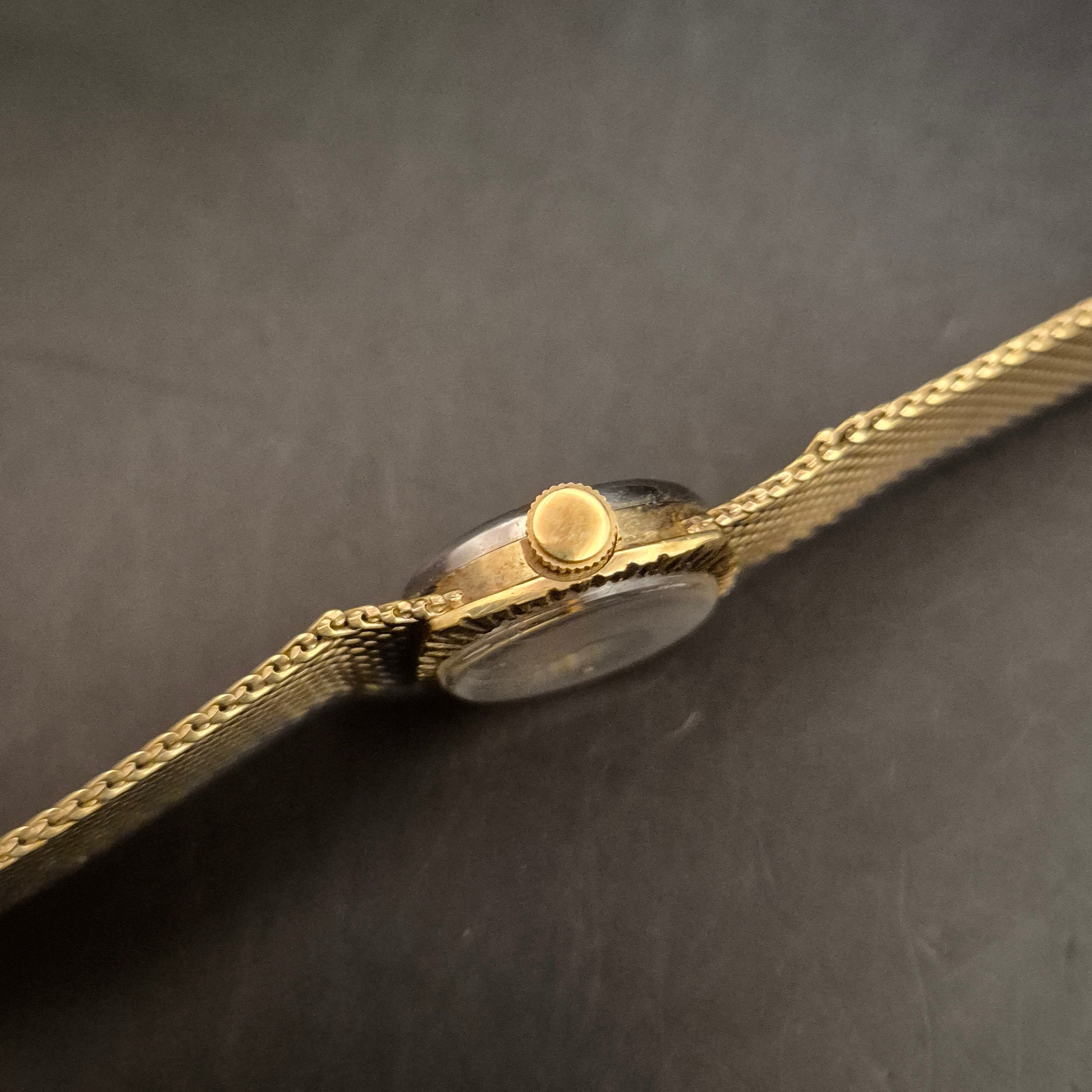 Vintage Damen Armbanduhr PARA, goldfarben, Meshband defekt - Bild 5