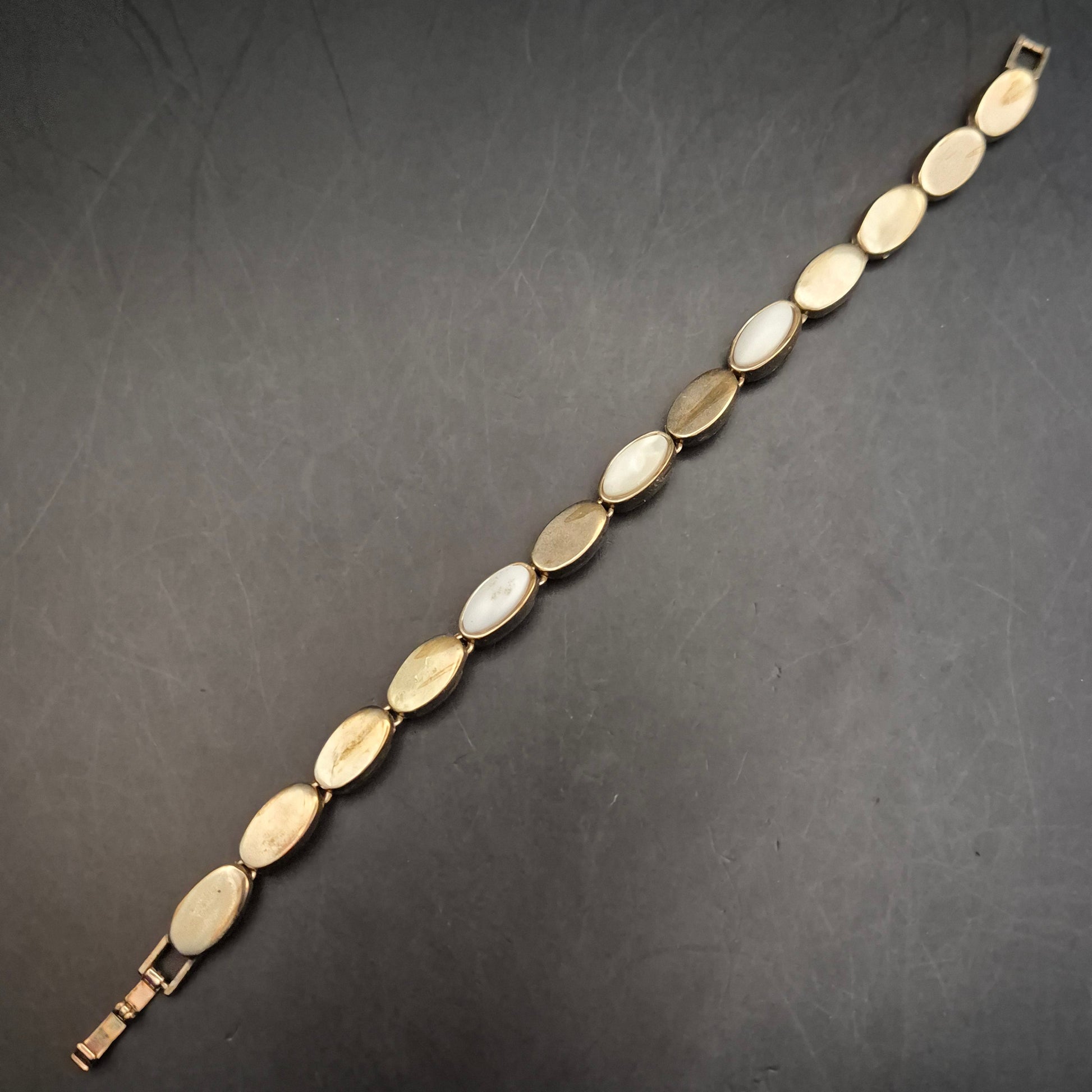 Vintage Gliederarmband mit Perlmutt-Effekt, goldfarben - Bild 2