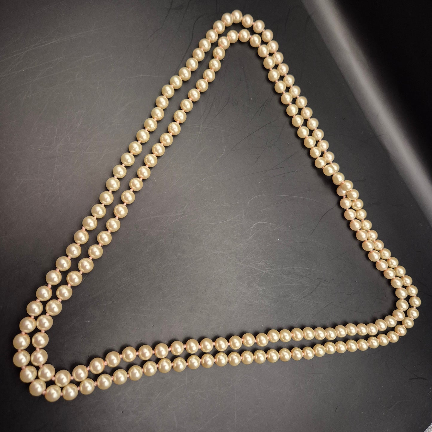 Elegante Vintage Doppel Perlenkette - Zeitloser Klassiker für Damen - Bild 2