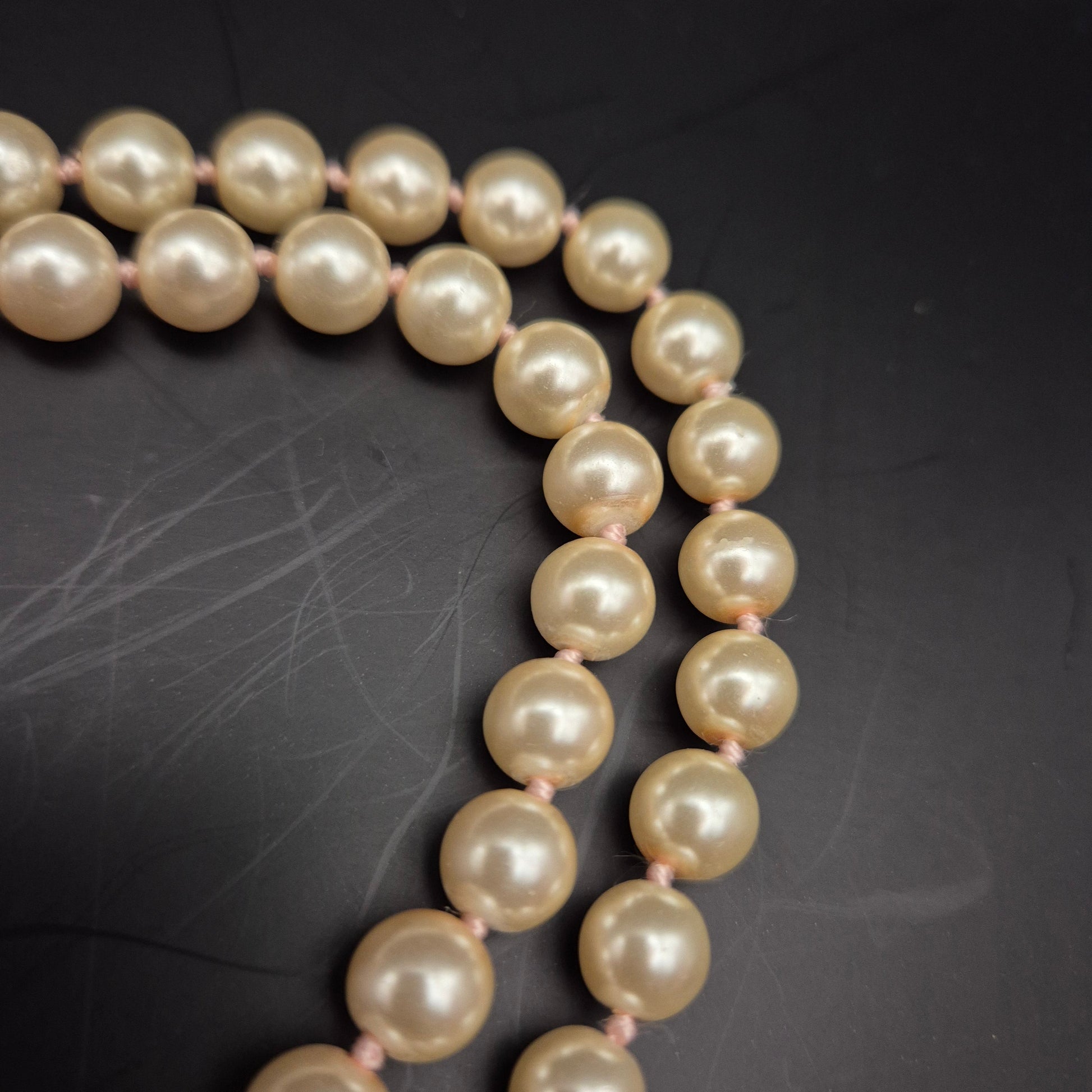 Elegante Vintage Doppel Perlenkette - Zeitloser Klassiker für Damen - Bild 3