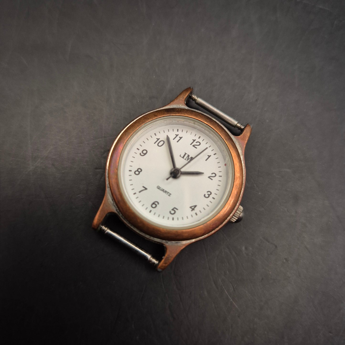 Vintage JM Quartz Damen Uhrengehäuse, kupferfarben - Bild 2