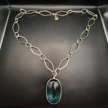 Elegante 925 Sterling Silberkette mit blaugrünem Glasanhänger
