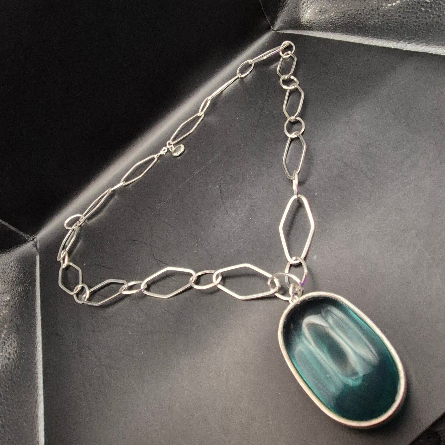 Elegante 925 Sterling Silberkette mit blaugrünem Glasanhänger - Bild 3