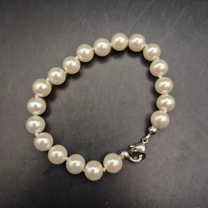 Elegantes Vintage Perlenarmband mit Karabinerverschluss