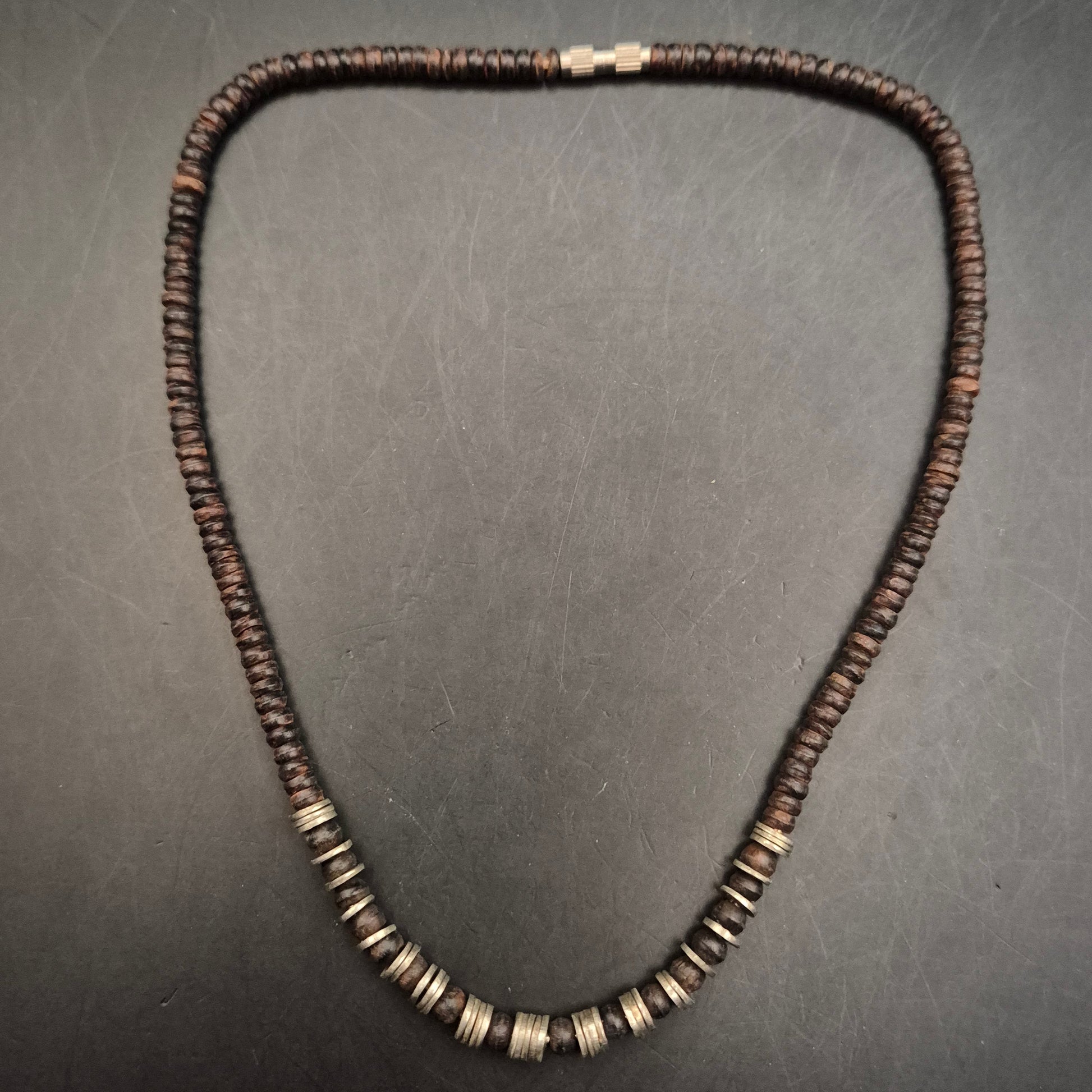 Vintage Halskette aus Holzscheiben und Metallelementen - Bild 3