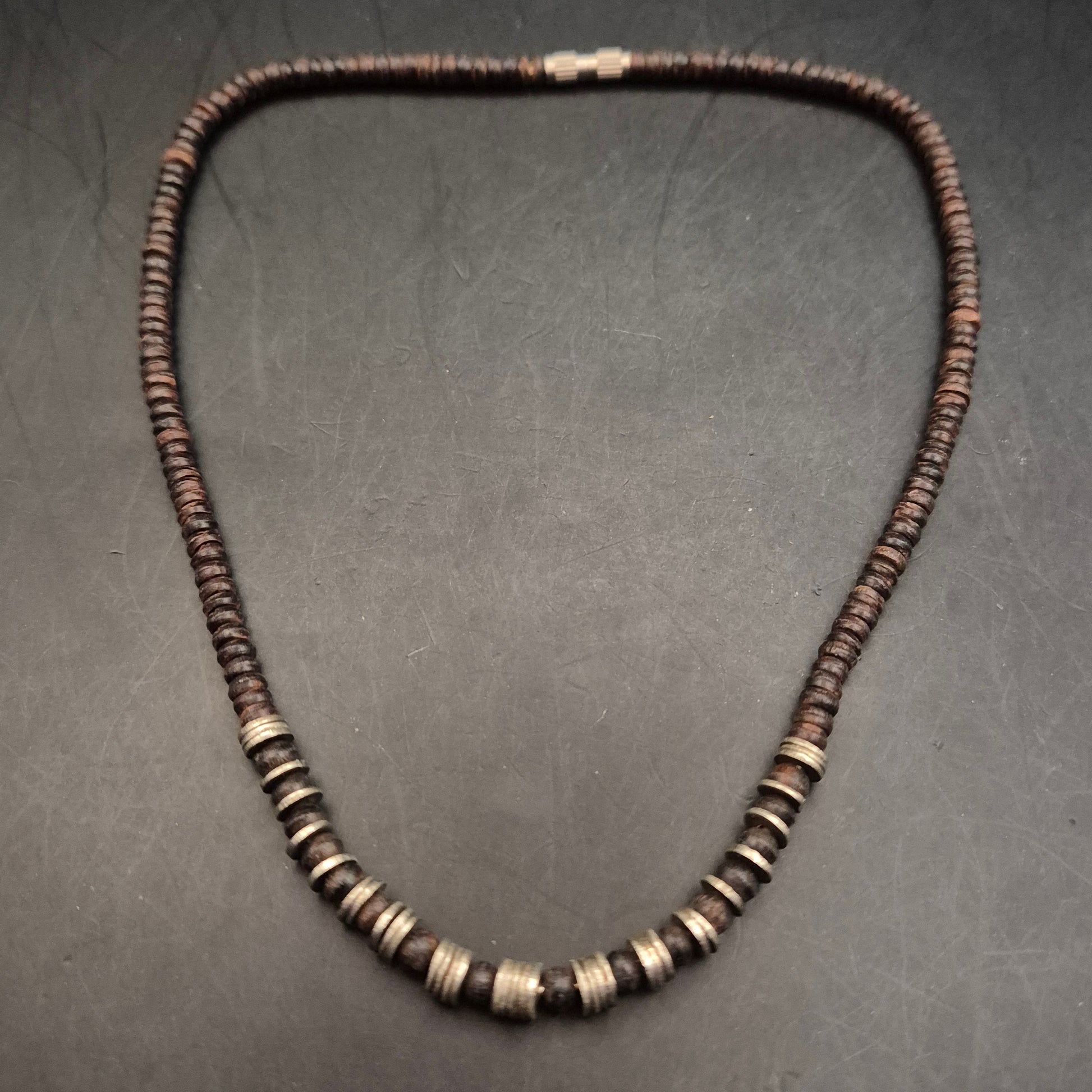 Vintage Halskette aus Holzscheiben und Metallelementen - Bild 4