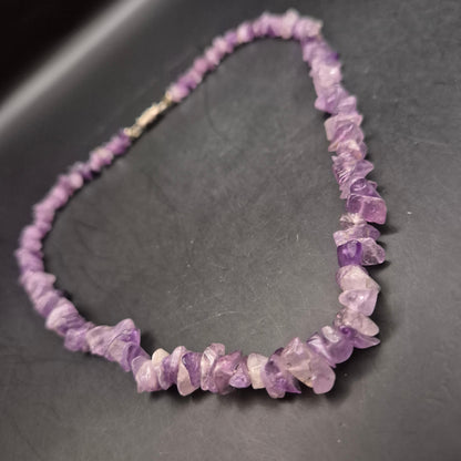 Vintage Amethyst Splitterkette – Natürlicher Lila Edelsteinschmuck