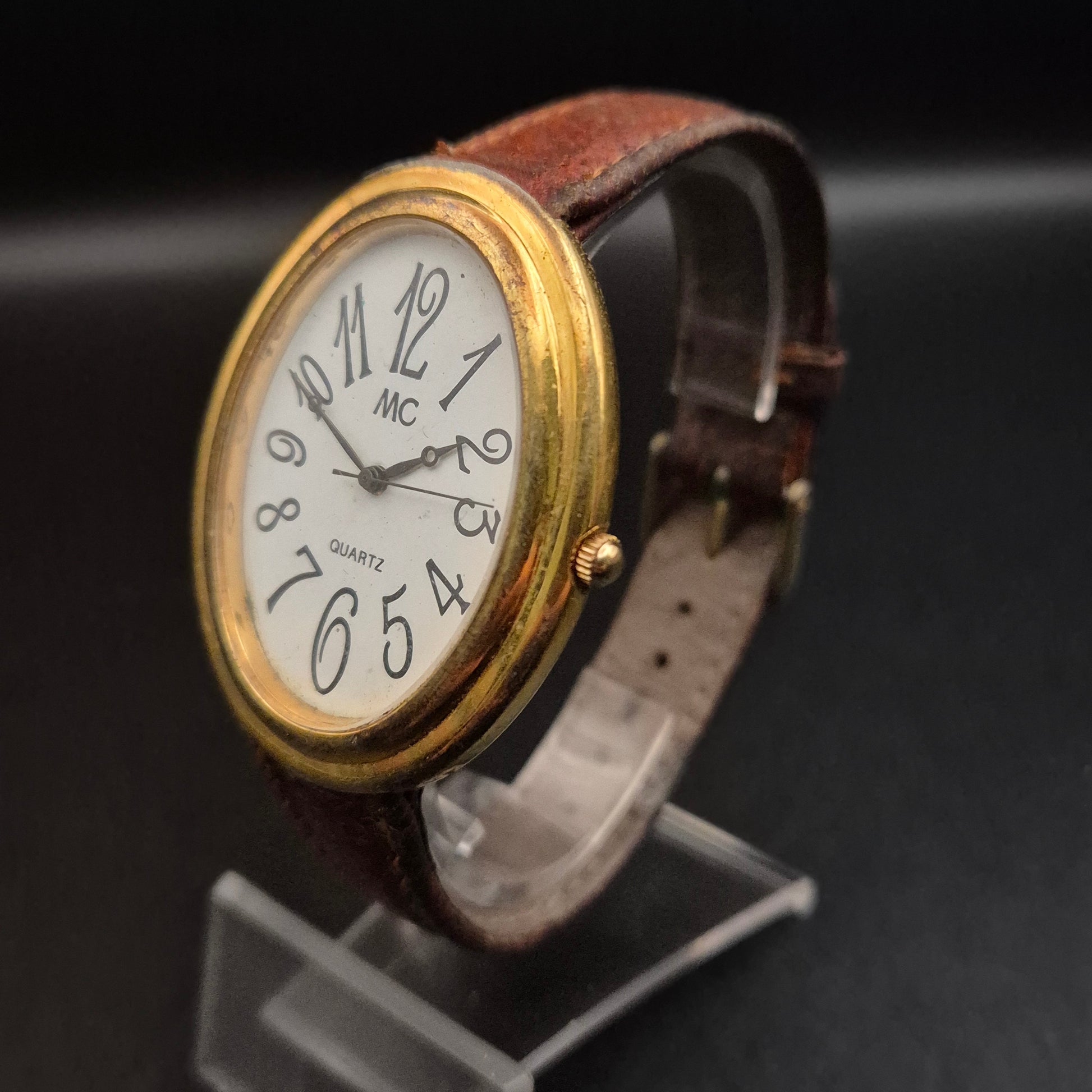 Vintage Damenuhr MC Quartz – Ovales Gehäuse, Goldfarben, Lederarmband - Bild 5