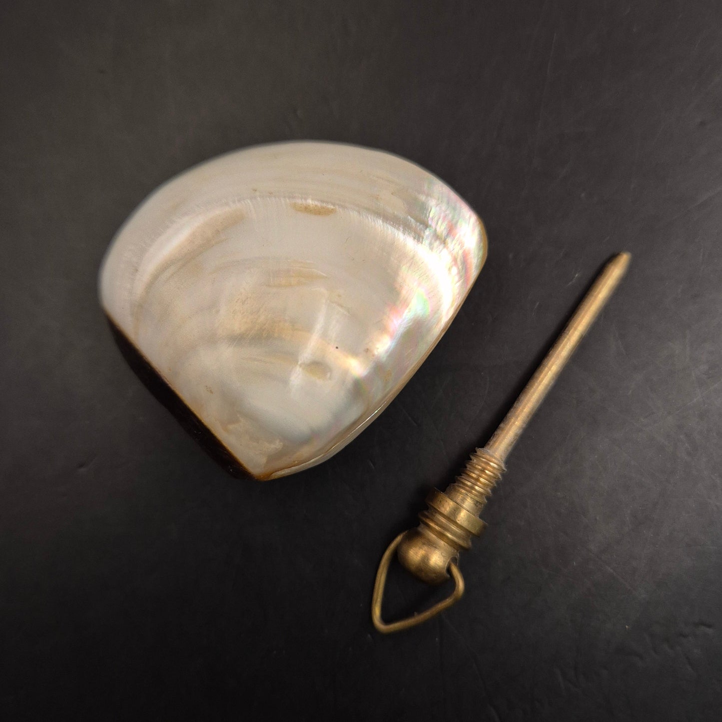 Vintage Perlmutt Anhänger Flakon – Irisierender Muschel-Charme - Bild 5