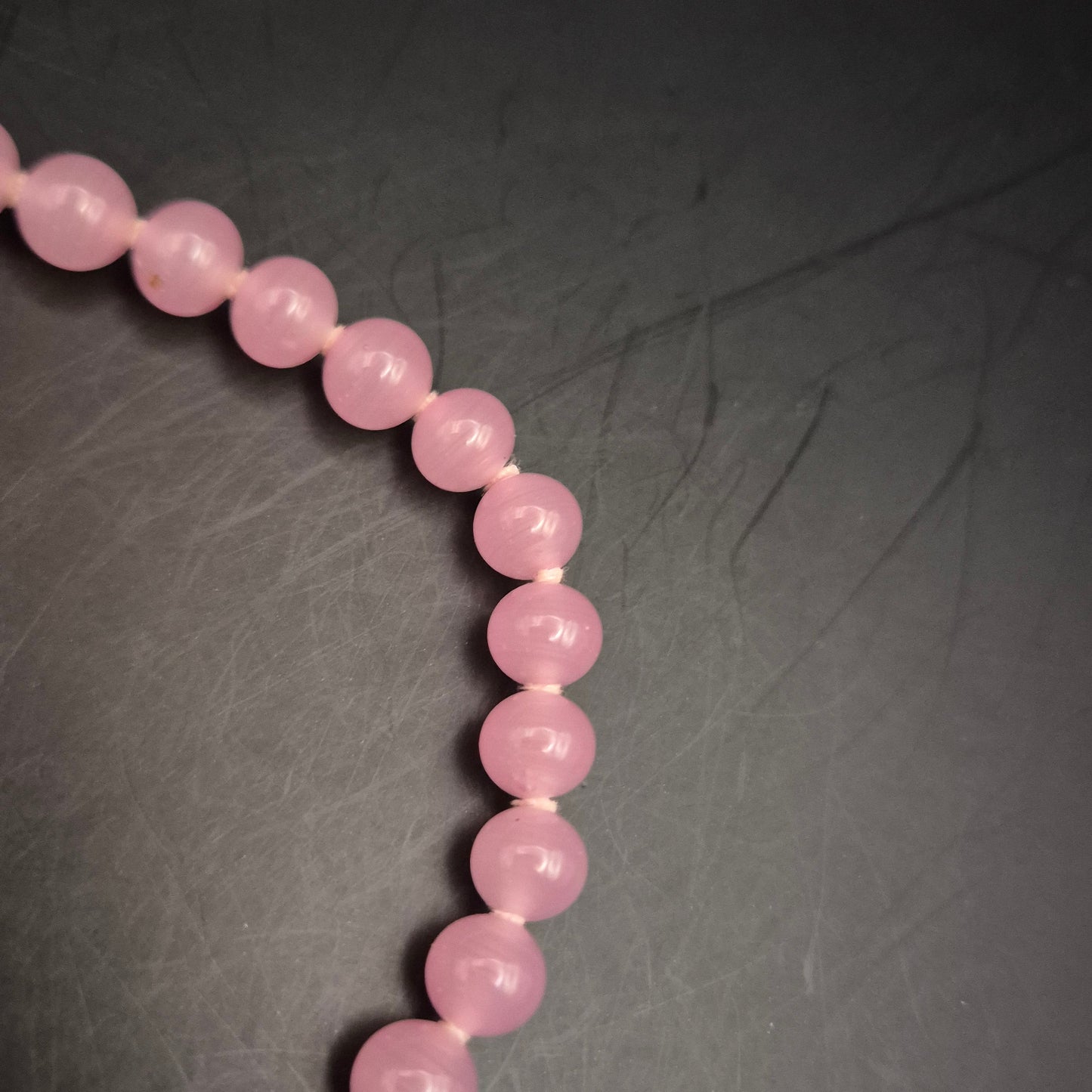 Elegante Vintage Halskette mit rosafarbenen Glasperlen - Bild 5