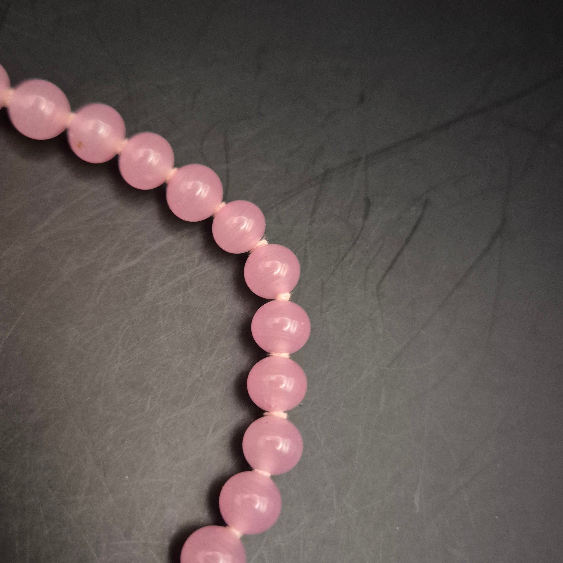 Elegante Vintage Halskette mit rosafarbenen Glasperlen - Bild 5