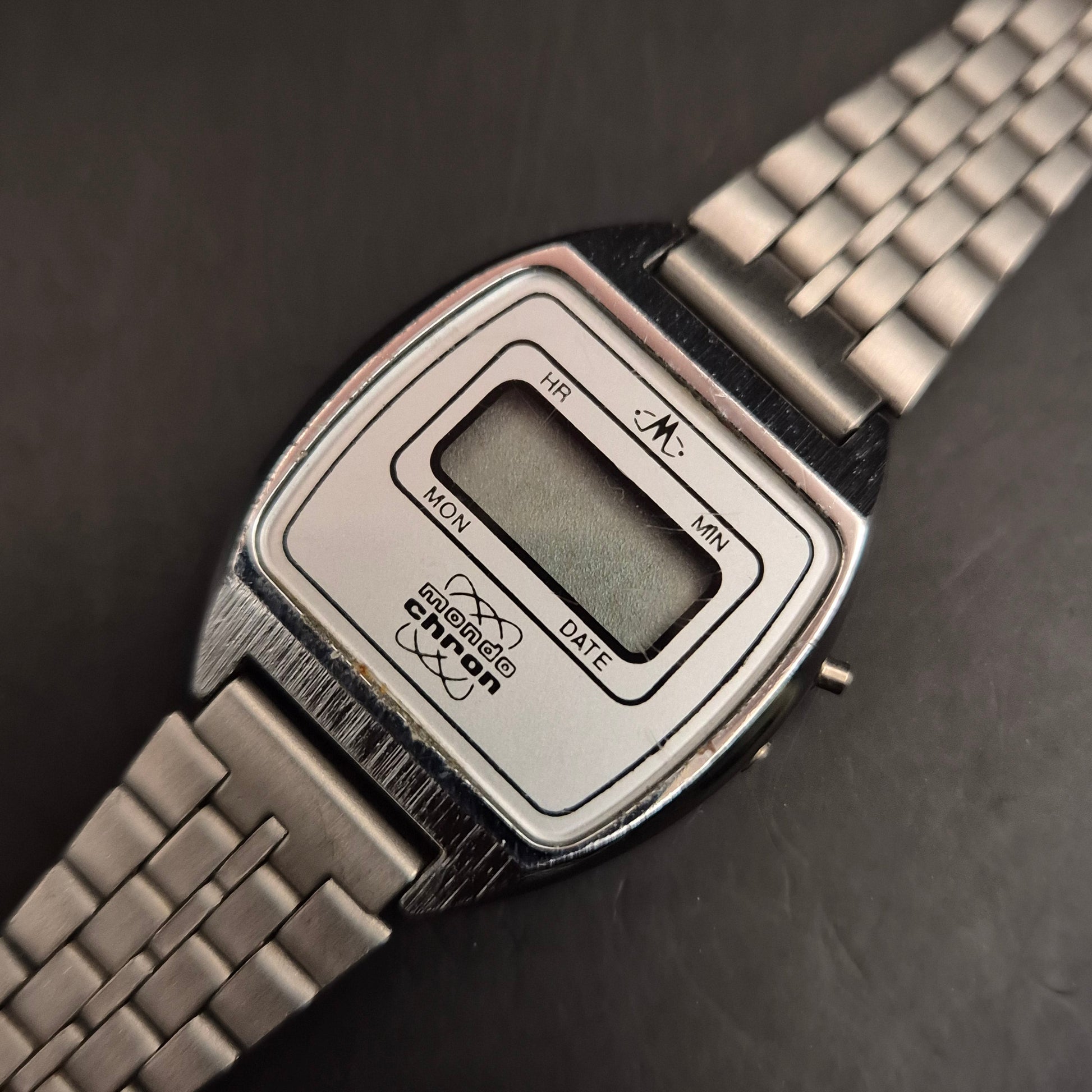 Vintage Mondo Chron Digitaluhr | Defektes Armband FES4745