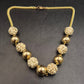 Elegante Vintage Halskette mit goldenen und creme Kugeln - Bild 3