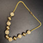 Elegante Vintage Halskette mit goldenen und creme Kugeln - Bild 5