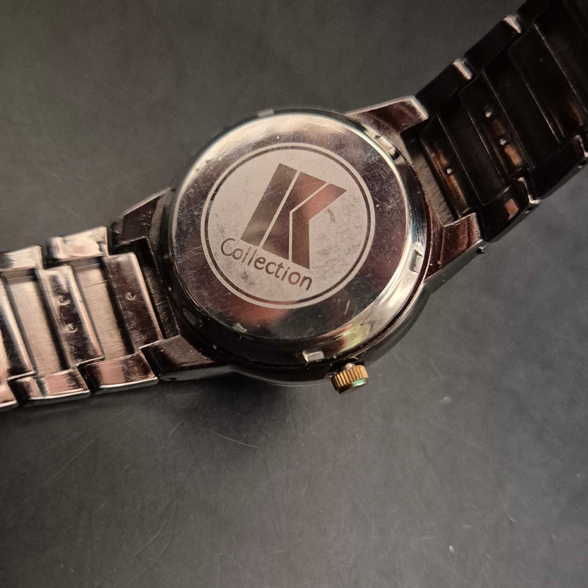 Vintage Colleiter Quarz-Armbanduhr Schwarz-Gold, Unisex - Bild 7