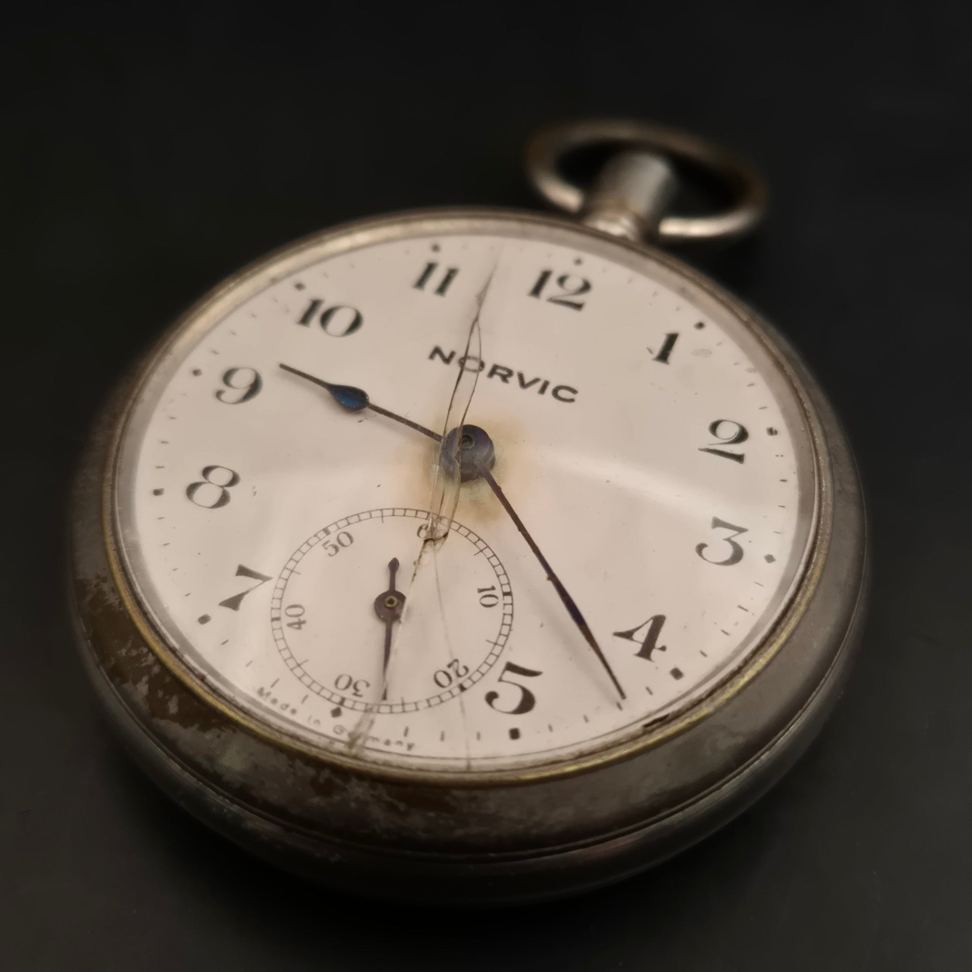 Vintage NORVIC Taschenuhr, defekt - für Ersatzteile - Bild 2