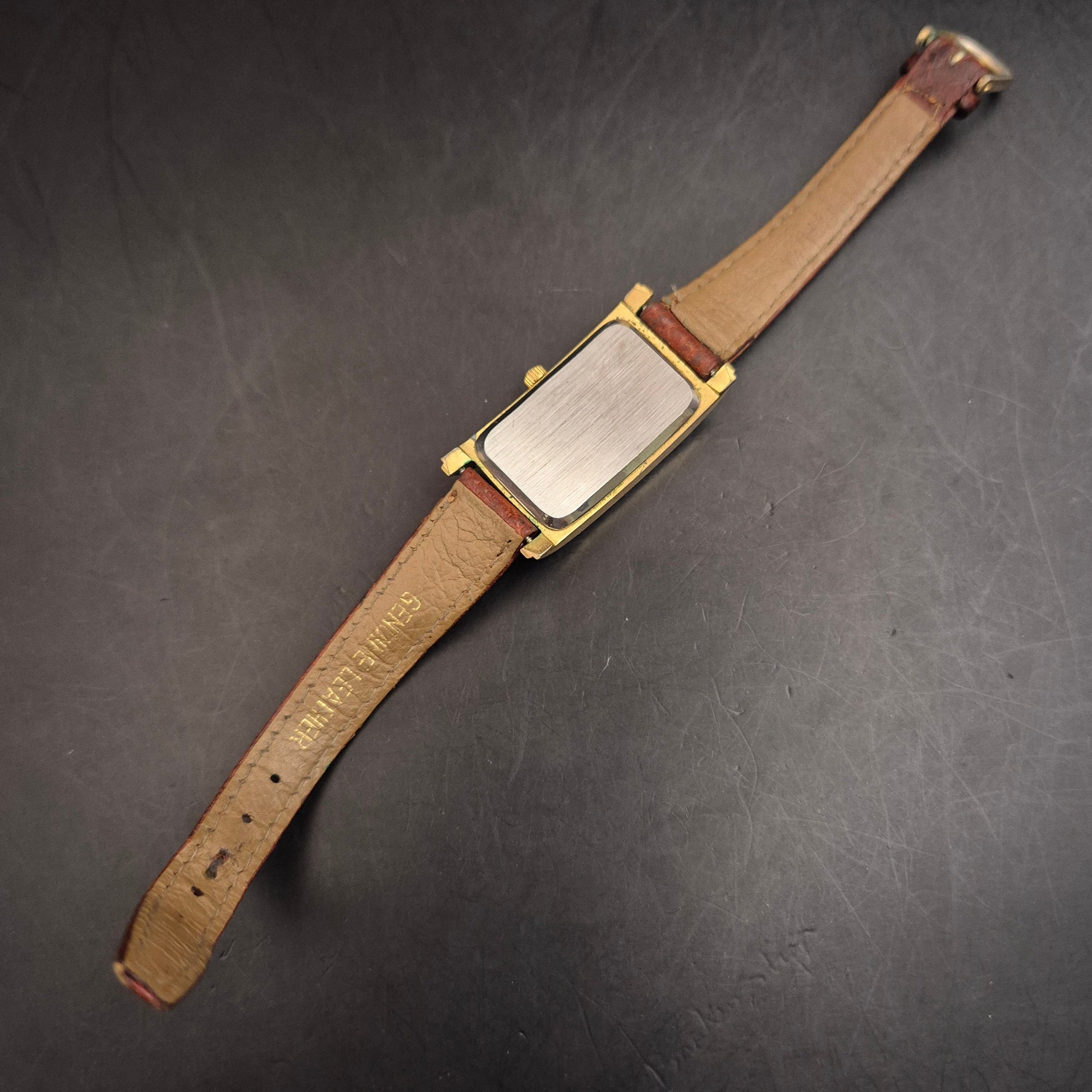 Elegante Vintage Damenuhr MC, Quarz, goldfarben mit braunem Leder - Bild 3