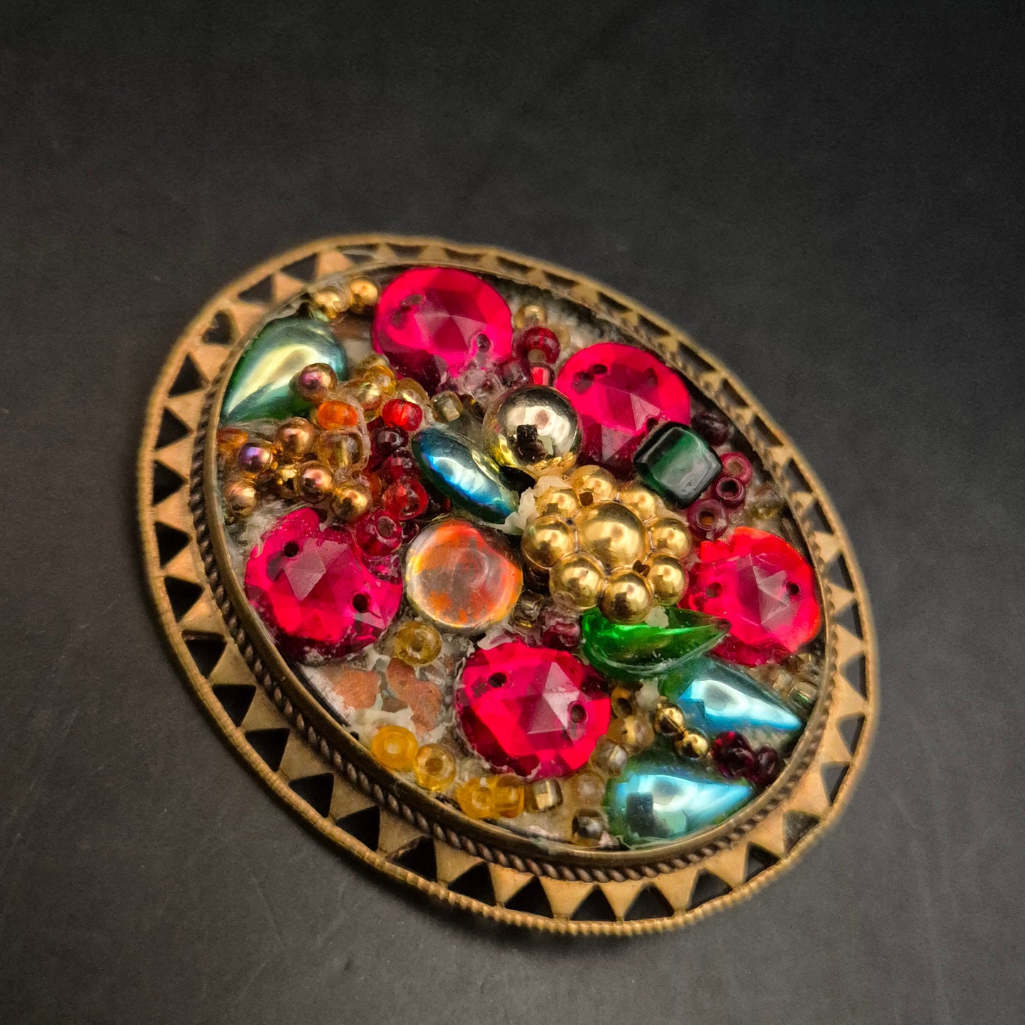 Vintage Brosche mit bunten Glassteinen & Perlen, Blumen-Motiv - Bild 2